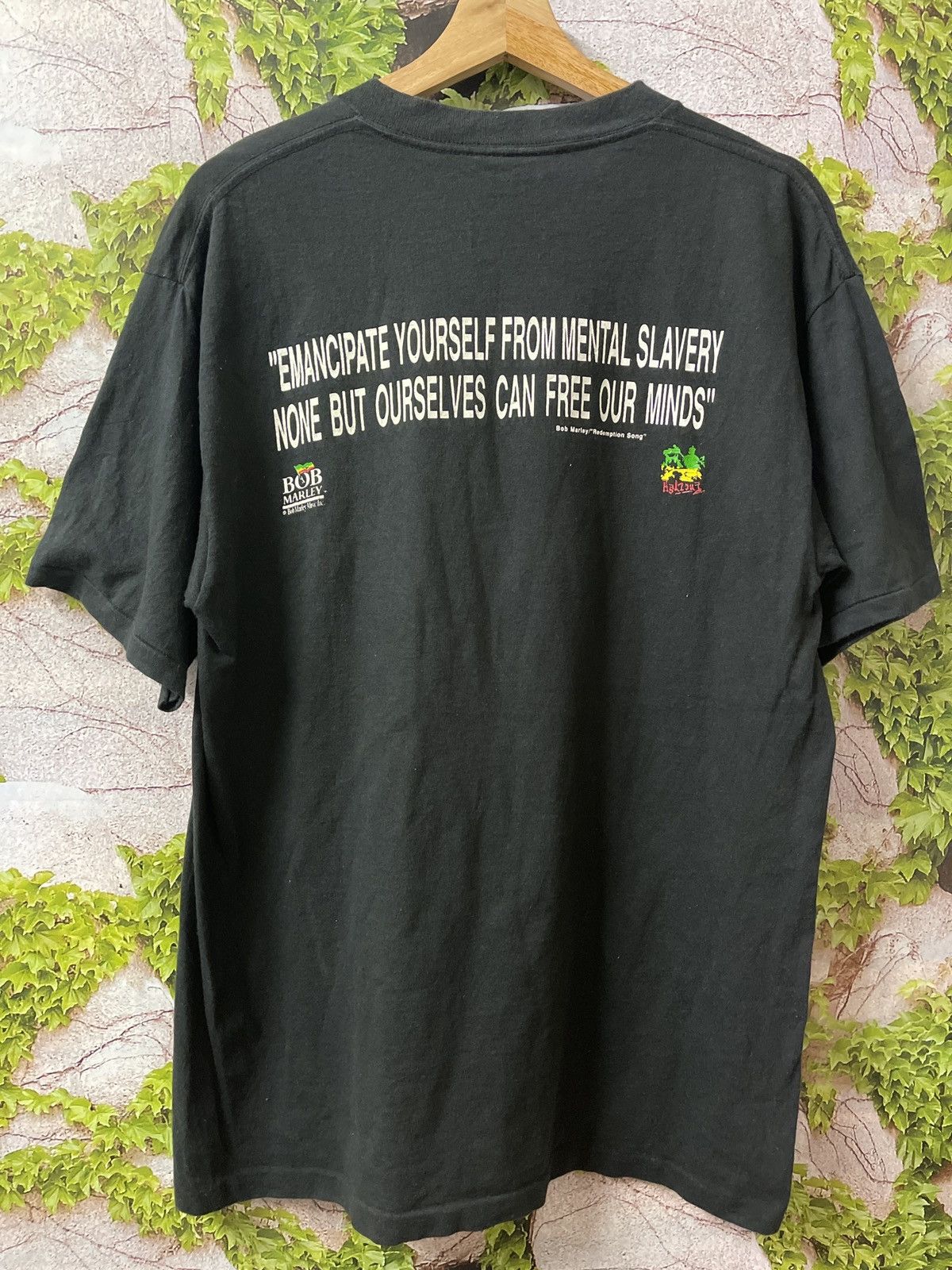 Band Tees × Bob Marley × Vintage 🔥HOT🔥VINTAGE BOB MARLEY “REDEMPTION SONG” 90S TEE VERY RARE Size US L / EU 52-54 / 3 - 8 Thumbnail