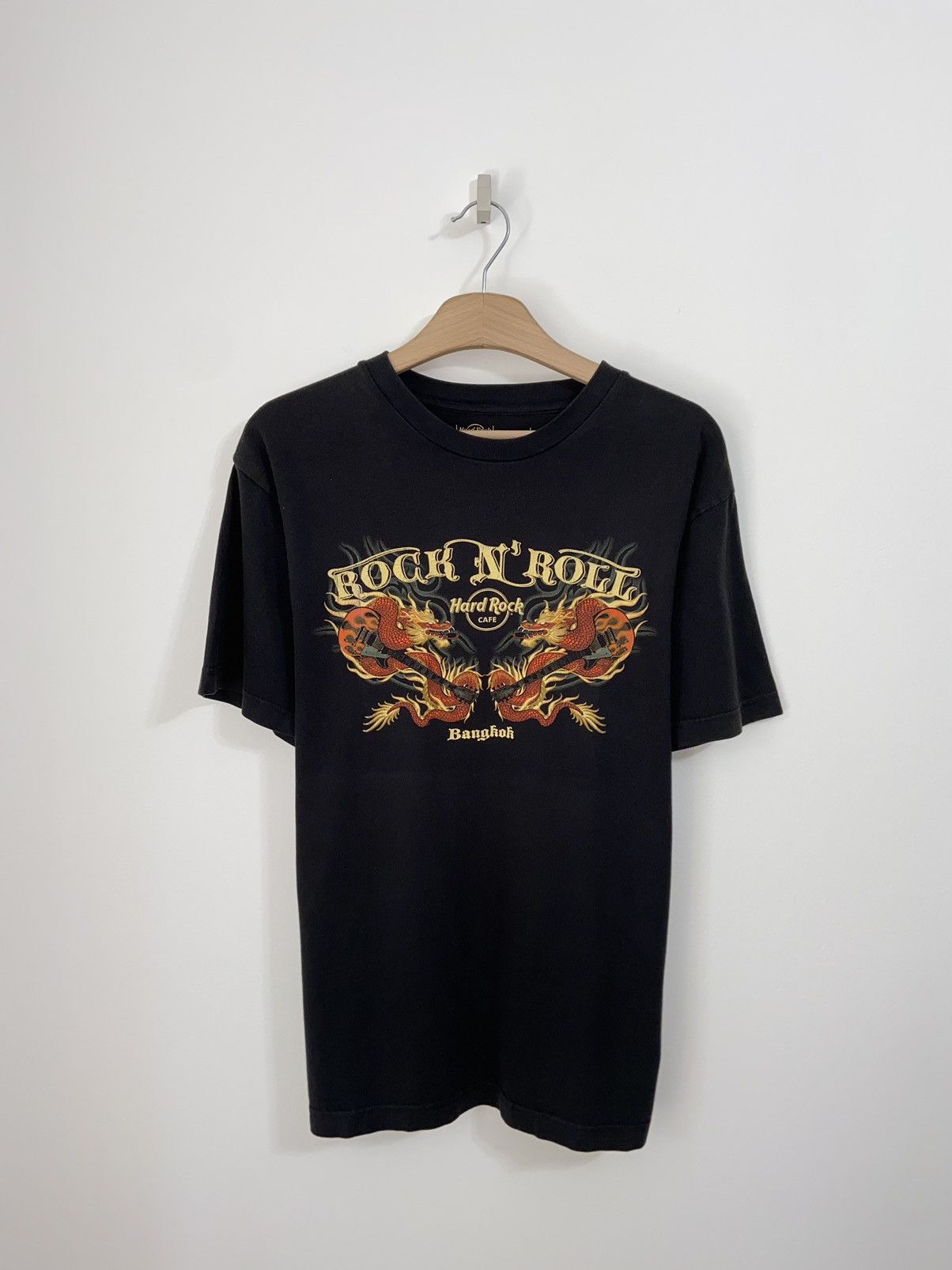 Hard Rock Cafe Vintage Hard Rock Cafe Bangkok T-Shirt Size US L / EU 52-54 / 3 - 1 Thumbnail