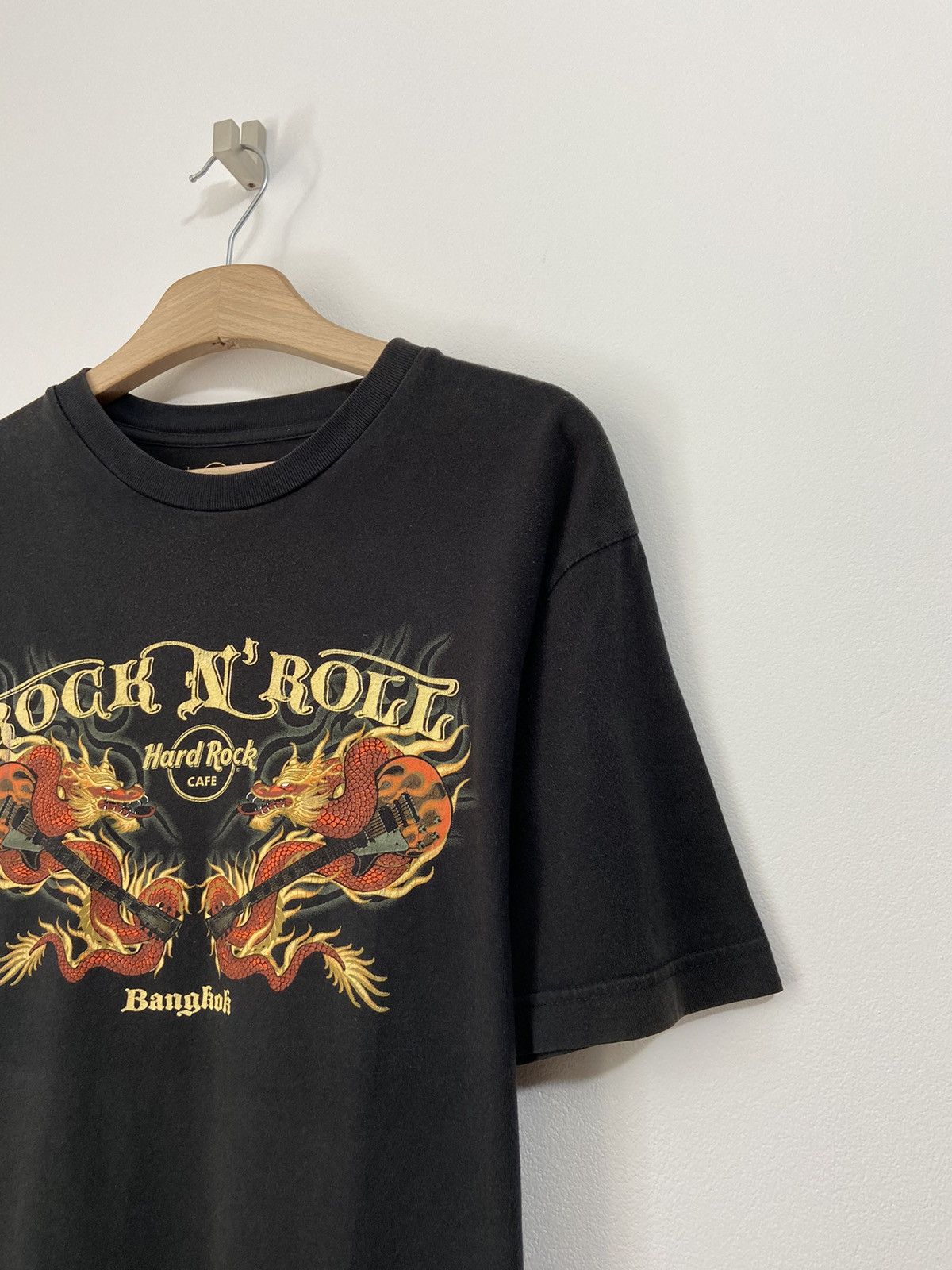 Hard Rock Cafe Vintage Hard Rock Cafe Bangkok T-Shirt Size US L / EU 52-54 / 3 - 3 Thumbnail
