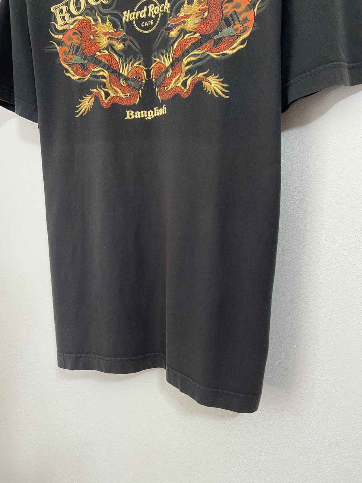 Hard Rock Cafe Vintage Hard Rock Cafe Bangkok T-Shirt Size US L / EU 52-54 / 3 - 5 Thumbnail