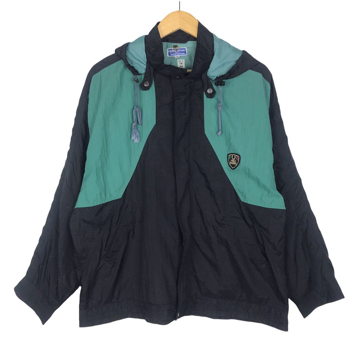 🔥BEST OFFER🔥 Vintage 90s Fred Perry Windbreaker