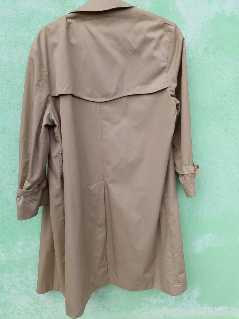 Burberry ICONICxHEAVY COATS BURBERRY x NOVA CHEAK. Size US L / EU 52-54 / 3 - 4 Thumbnail