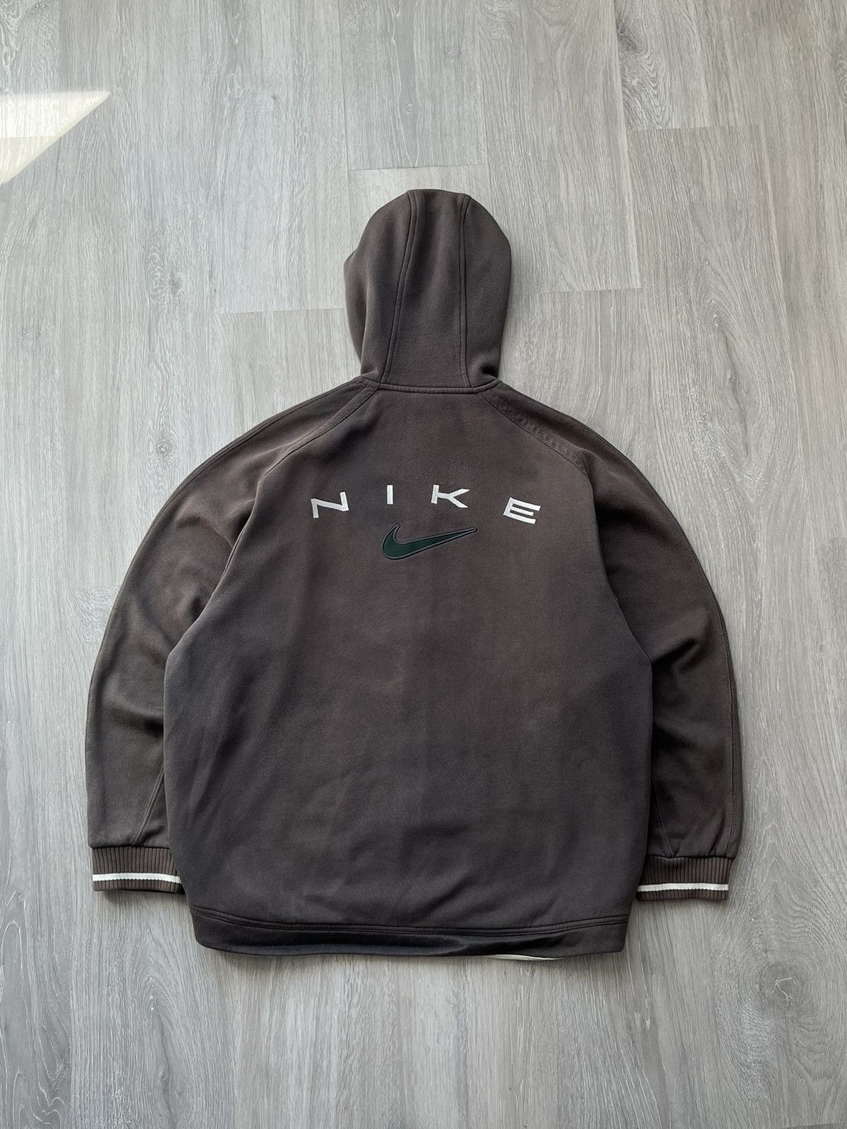 oversized vintage nike sweatshirt