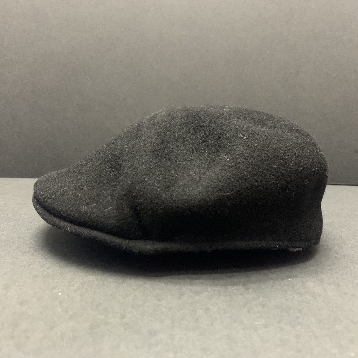 Vintage Kangol Wool Beretta Hat - Main Image