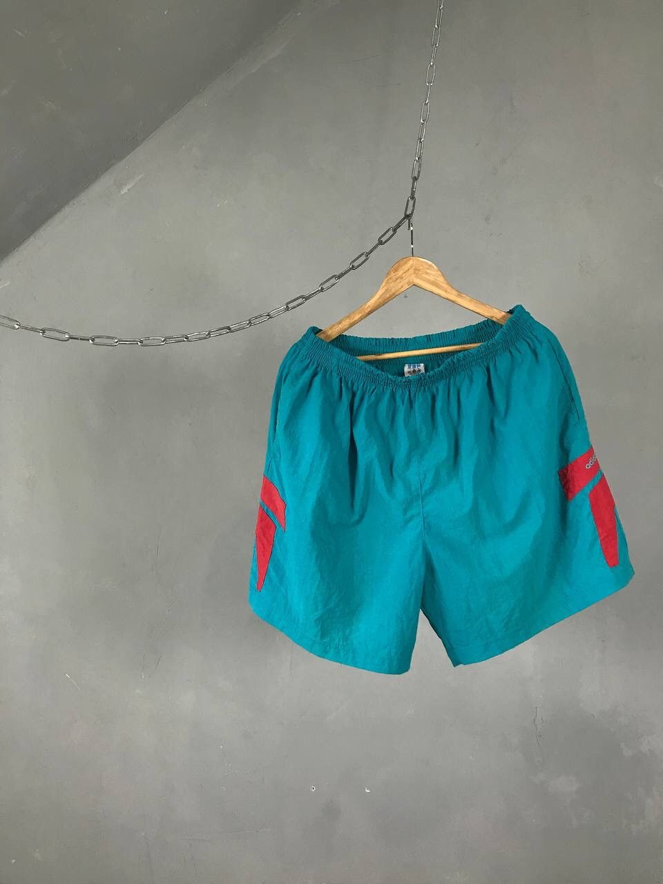 Adidas Adidas Vintage Sportwear Sports Size US 36 / EU 52 - 1 Thumbnail