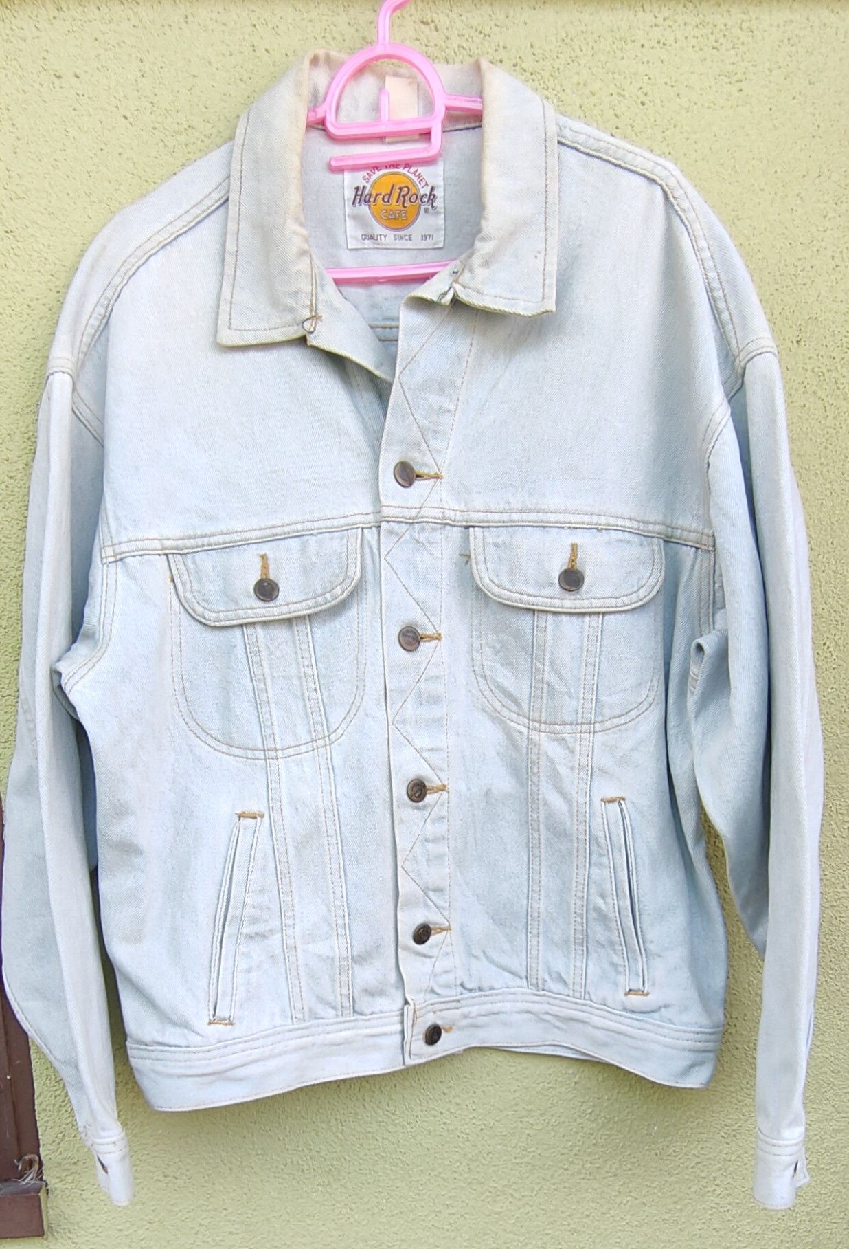 Hard rock cafe denim jacket vintage 90's spellout
