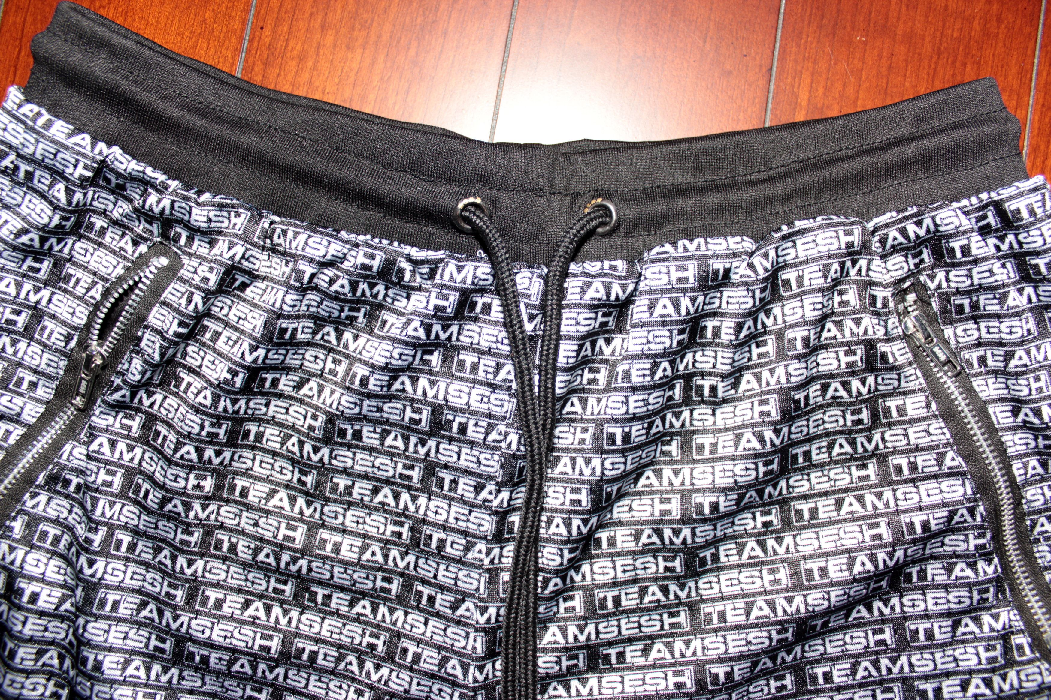 Bones TeamSESH Bar Logo Mesh Shorts (Large) Size US 34 / EU 50 - 3 Thumbnail