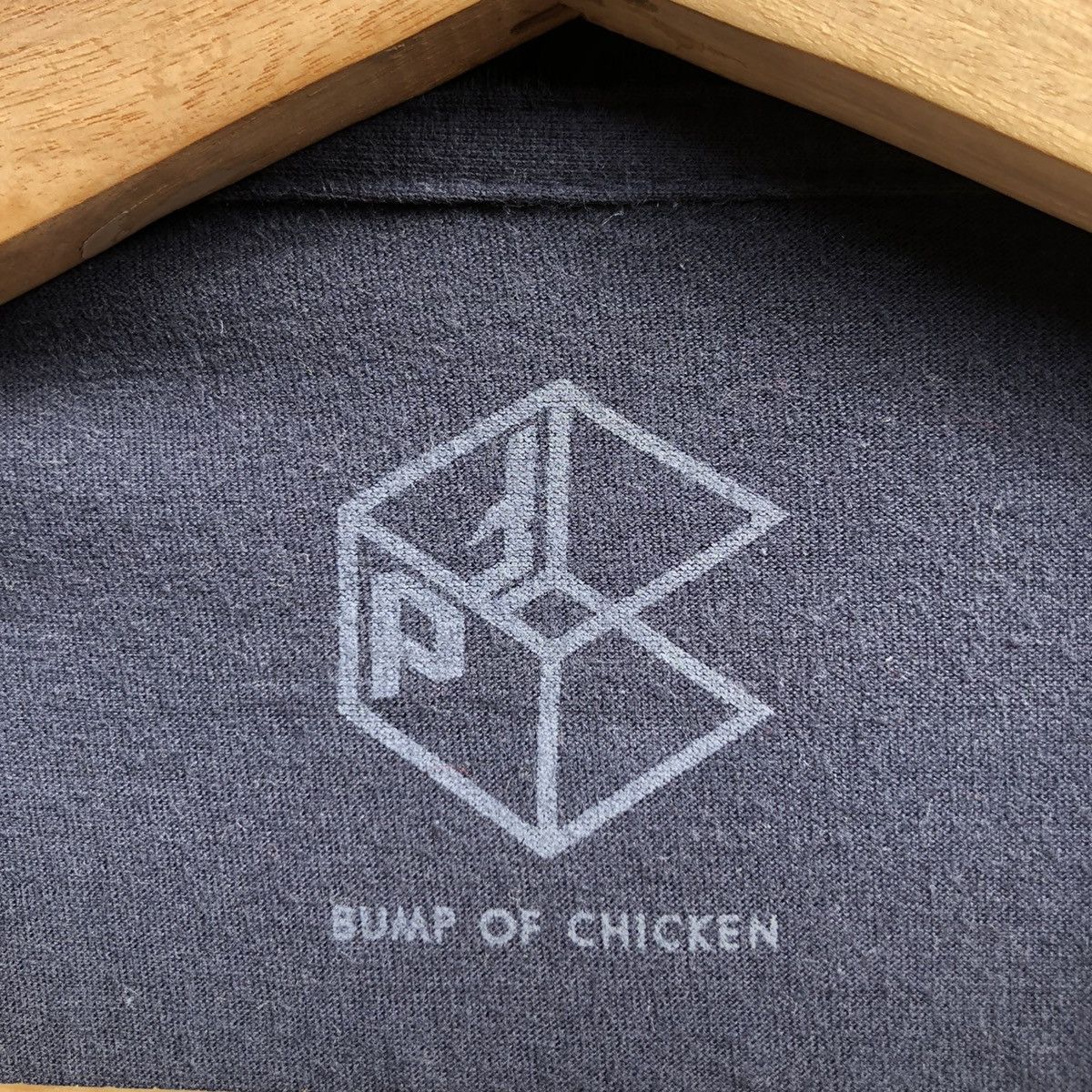 Band Tees 🔥Accept Binding Offer🔥 Bump Of Chicken Size US L / EU 52-54 / 3 - 4 Thumbnail