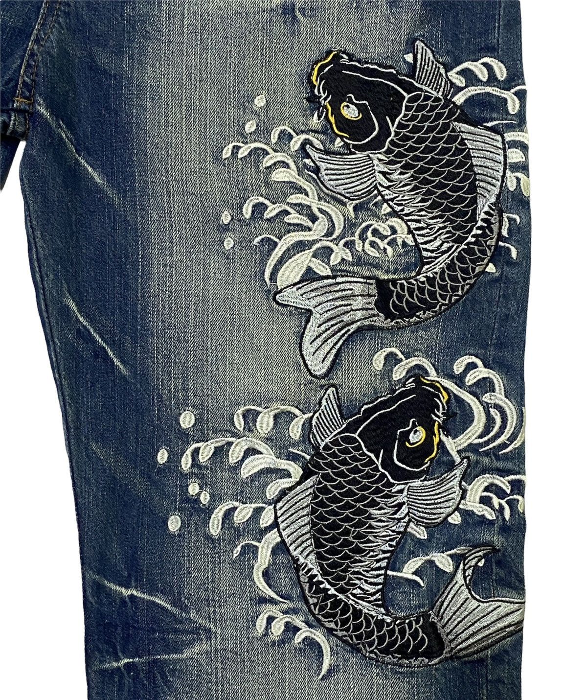 Japanese Brand Japanese Brand "DOMINATE" Embroidery Sugai Koi Fish Jeans Size US 30 / EU 46 - 21 Thumbnail