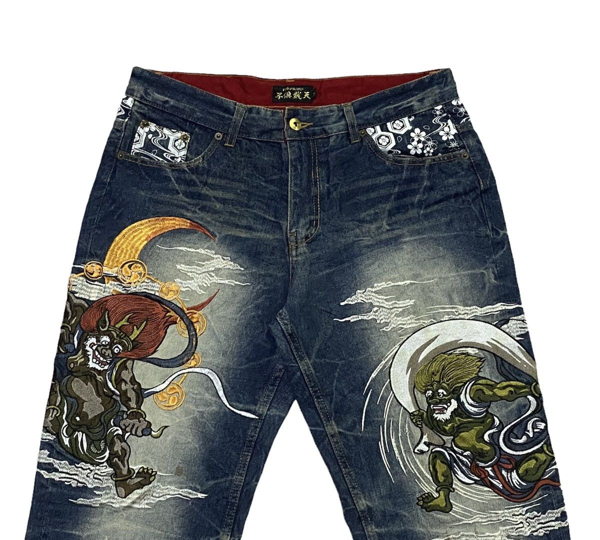 Japanese Brand FUGUTAITEN Fujin Raijin Japanese Style Embroidered Denim Size US 34 / EU 50 - 14 Thumbnail