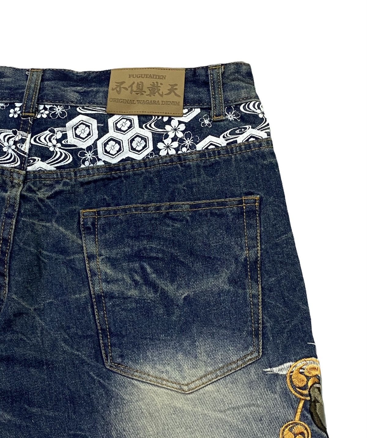 Japanese Brand FUGUTAITEN Fujin Raijin Japanese Style Embroidered Denim Size US 34 / EU 50 - 18 Thumbnail