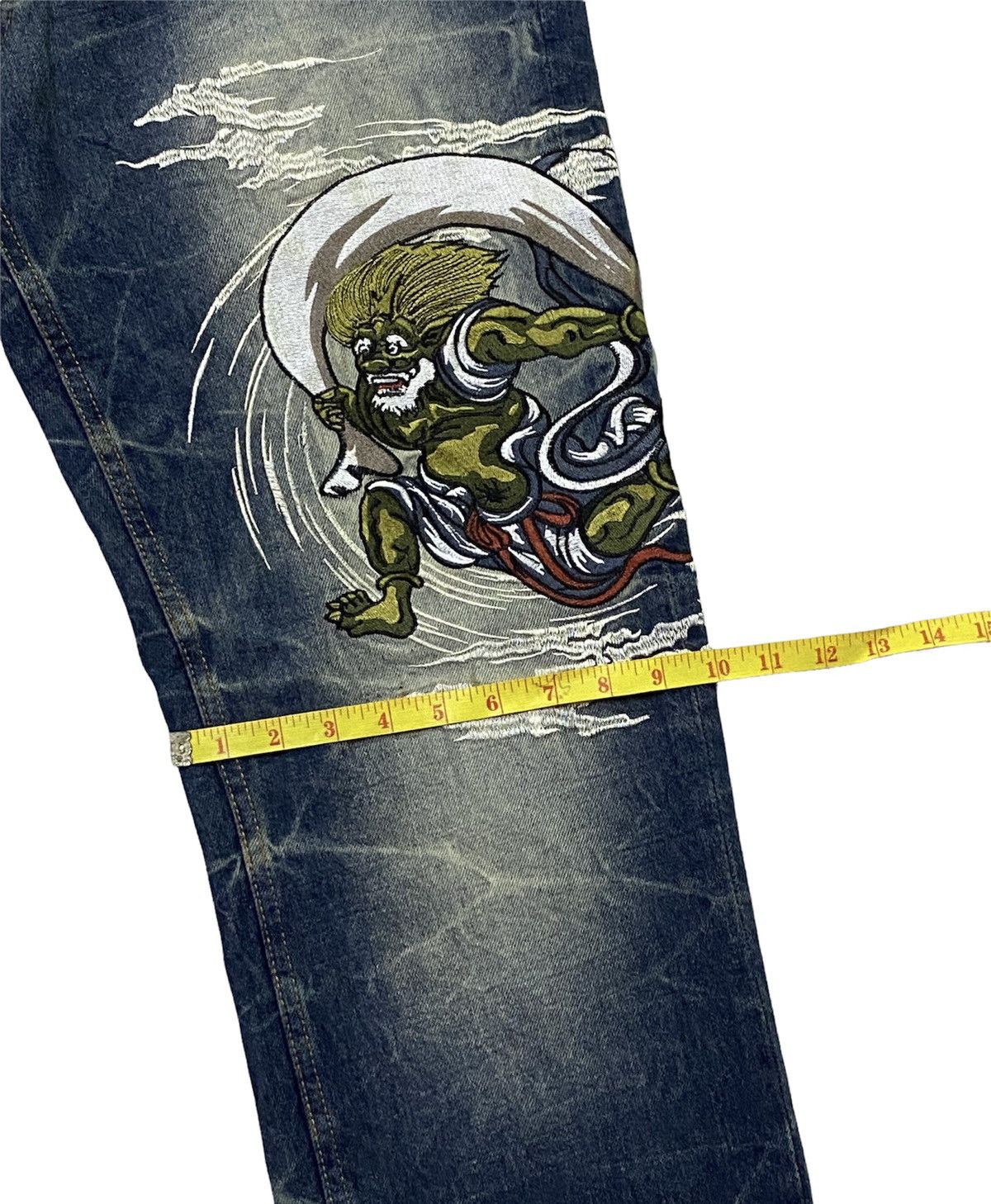Japanese Brand FUGUTAITEN Fujin Raijin Japanese Style Embroidered Denim Size US 34 / EU 50 - 9 Thumbnail