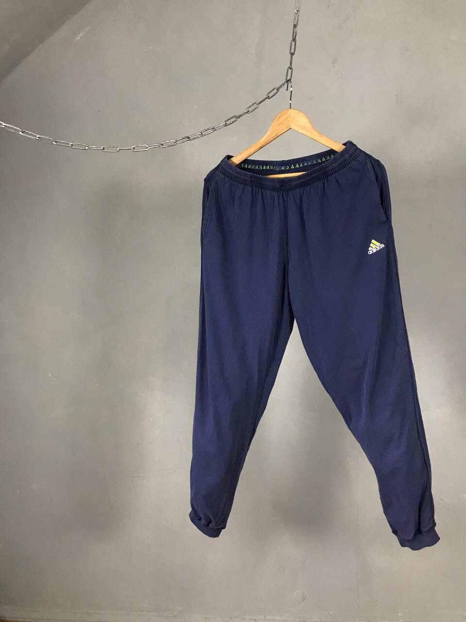 Adidas × Vintage Adidas Vintage Sportwear Sweatpants Size US 30 / EU 46 - 1 Thumbnail