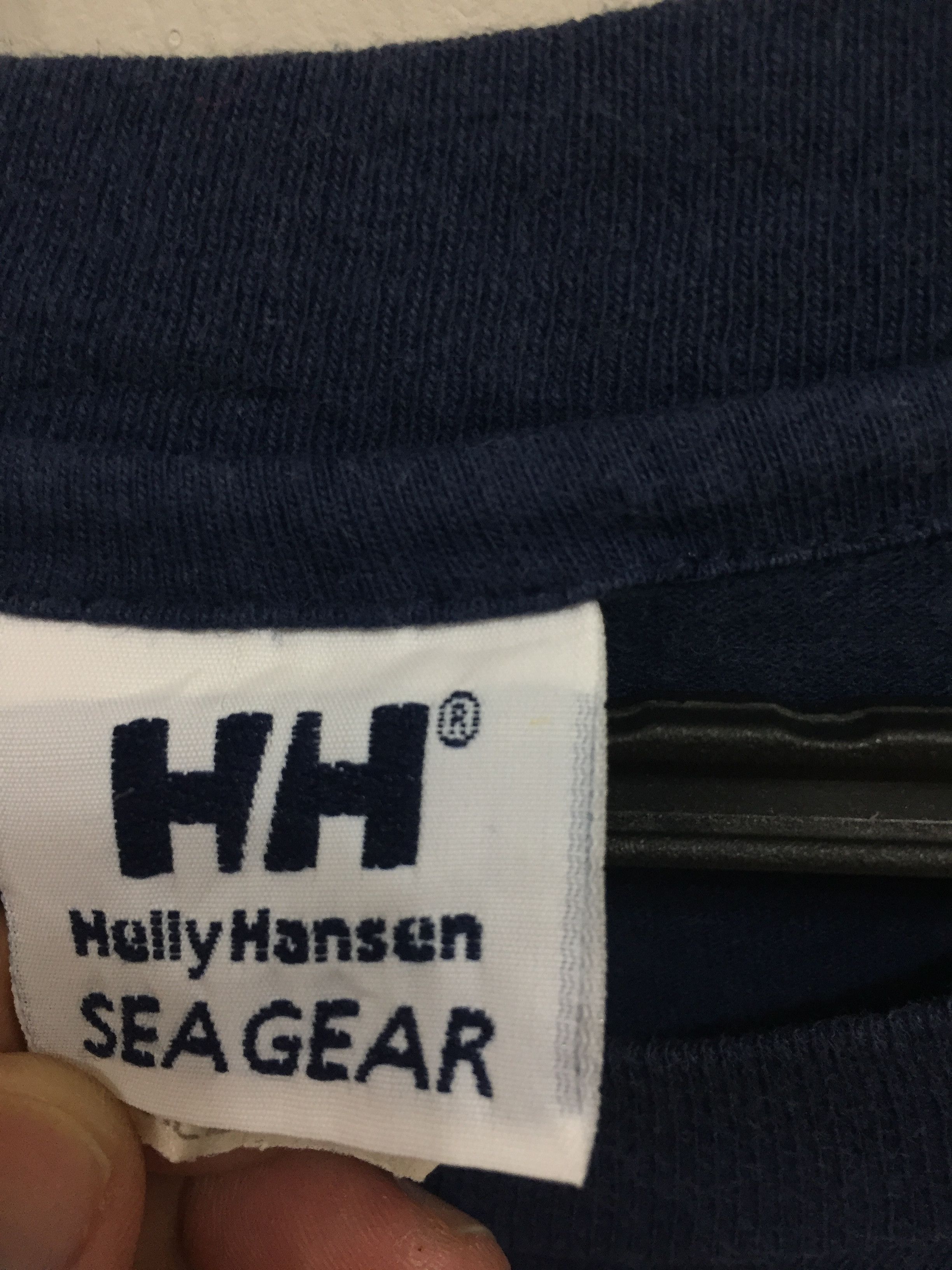 Helly Hansen Vintage Helly Hansen t shirt sea gear big logo size M Size US M / EU 48-50 / 2 - 5 Thumbnail