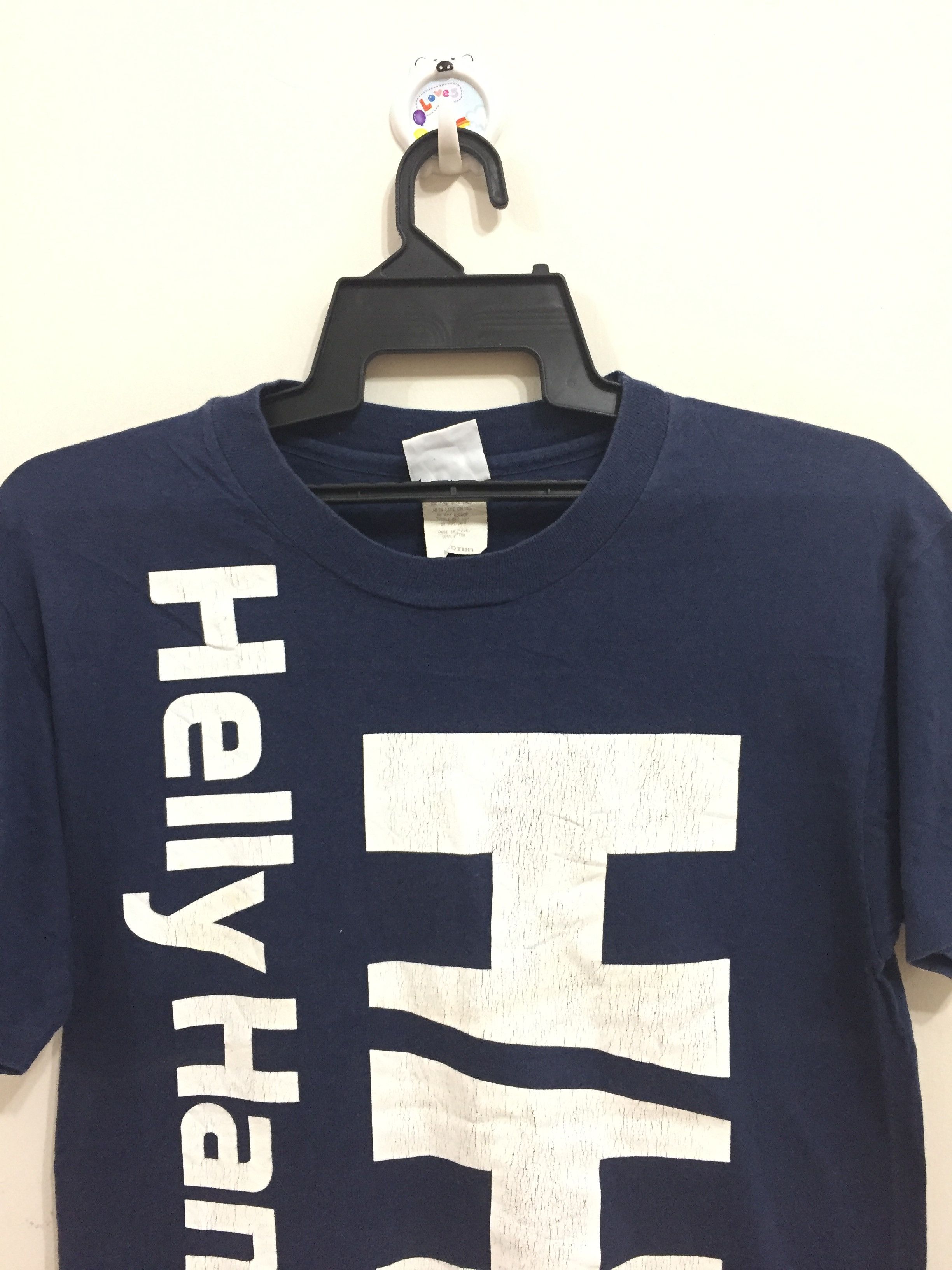 Helly Hansen Vintage Helly Hansen t shirt sea gear big logo size M Size US M / EU 48-50 / 2 - 2 Thumbnail