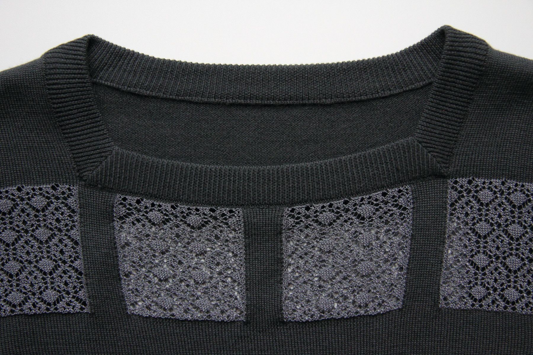 Alaia ALAIA SWEATER SIZE XS Size XS / US 0-2 / IT 36-38 - 3 Thumbnail