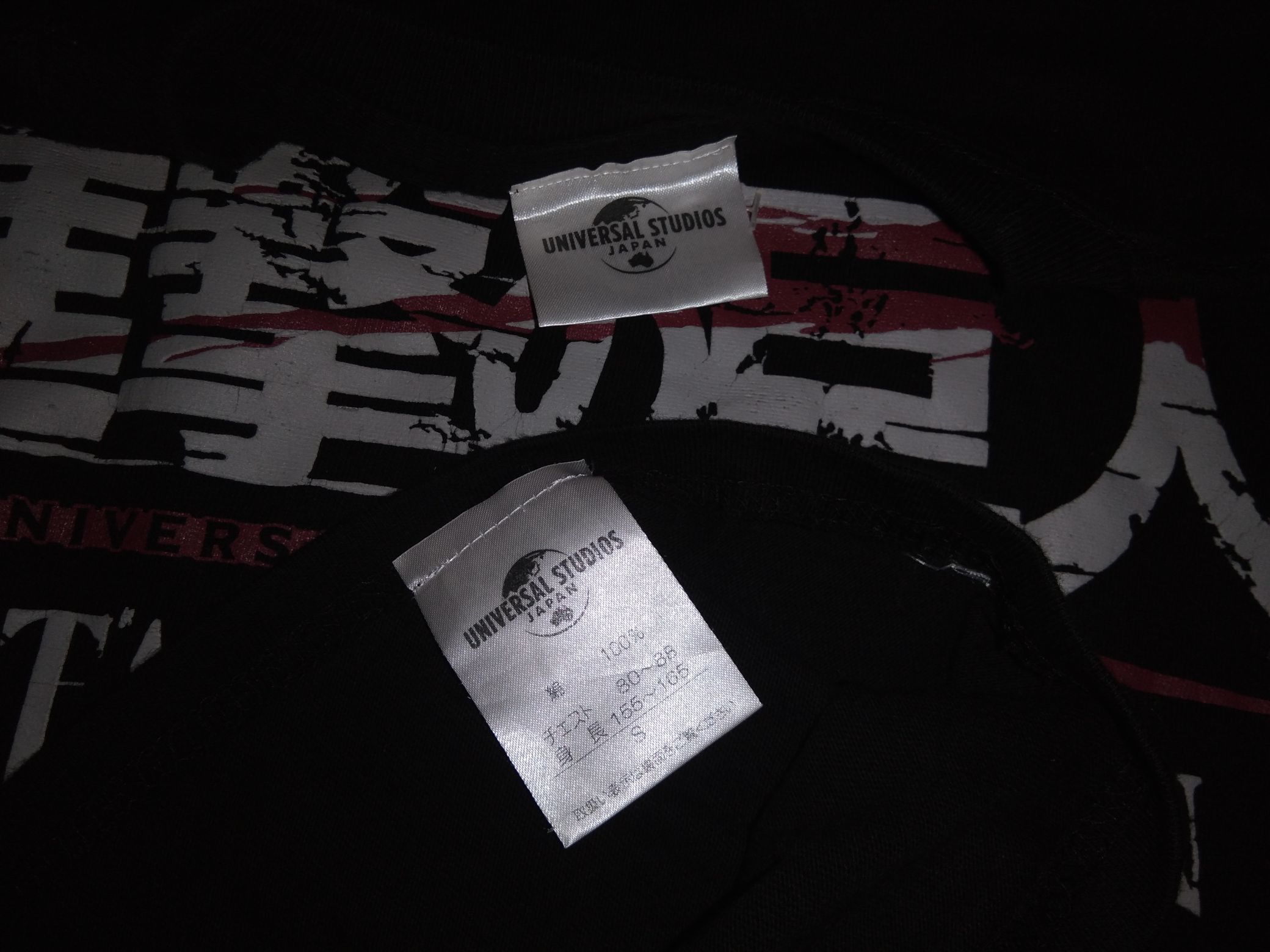 Universal Studios Attack on Titan x Universal Studio Japan tshirt anime Size US S / EU 44-46 / 1 - 3 Thumbnail