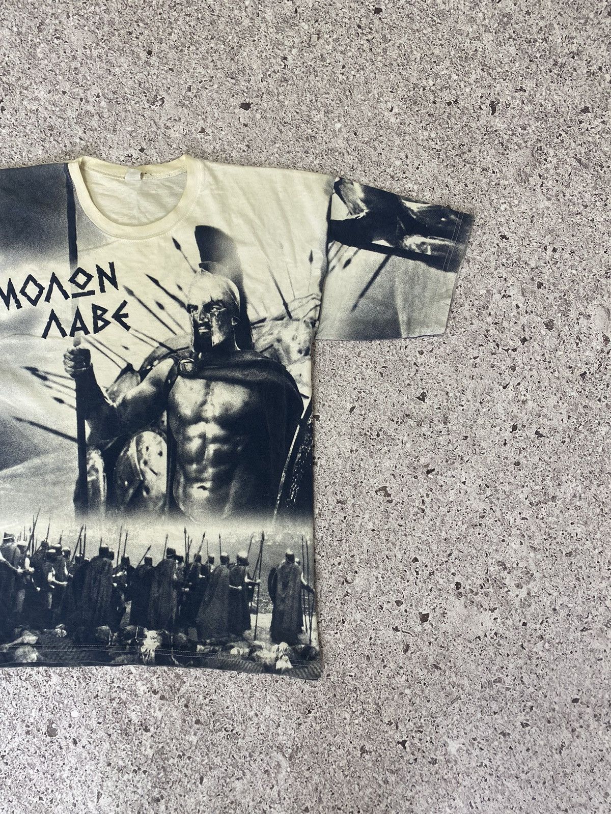 Arts & Science × Vintage Vintage Greece 300 Spartans All Over Print T-shirt 90’s Size US M / EU 48-50 / 2 - 3 Thumbnail