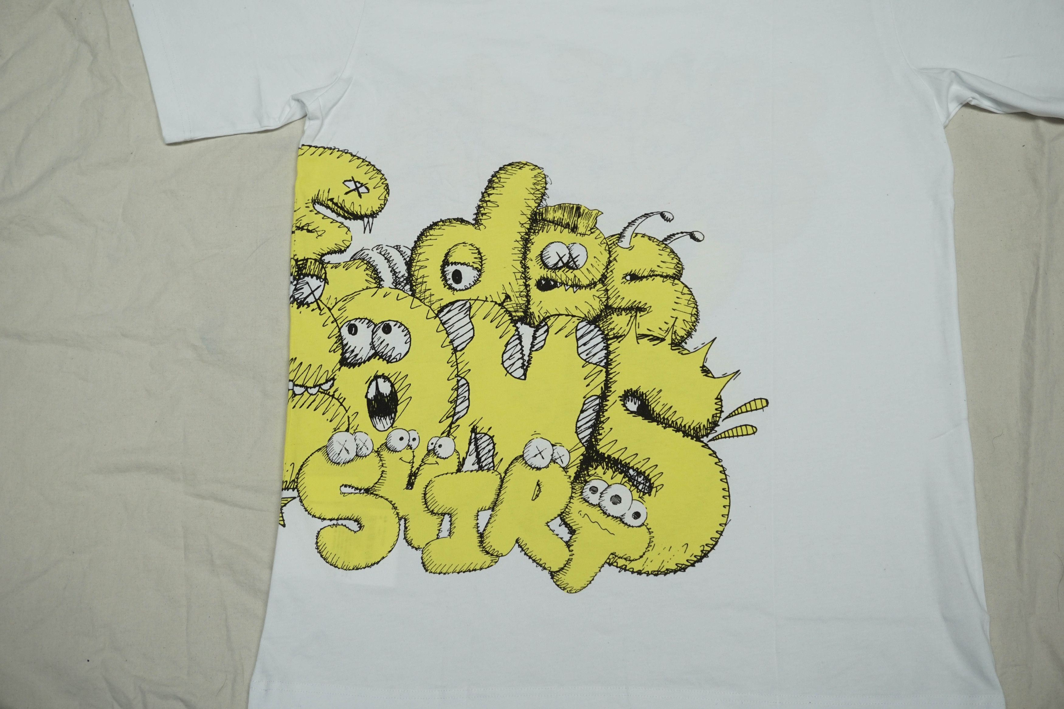 Comme des Garcons × Kaws × Vintage Comme Des Garcons Shirt x KAWS T-Shirt Size US L / EU 52-54 / 3 - 6 Thumbnail