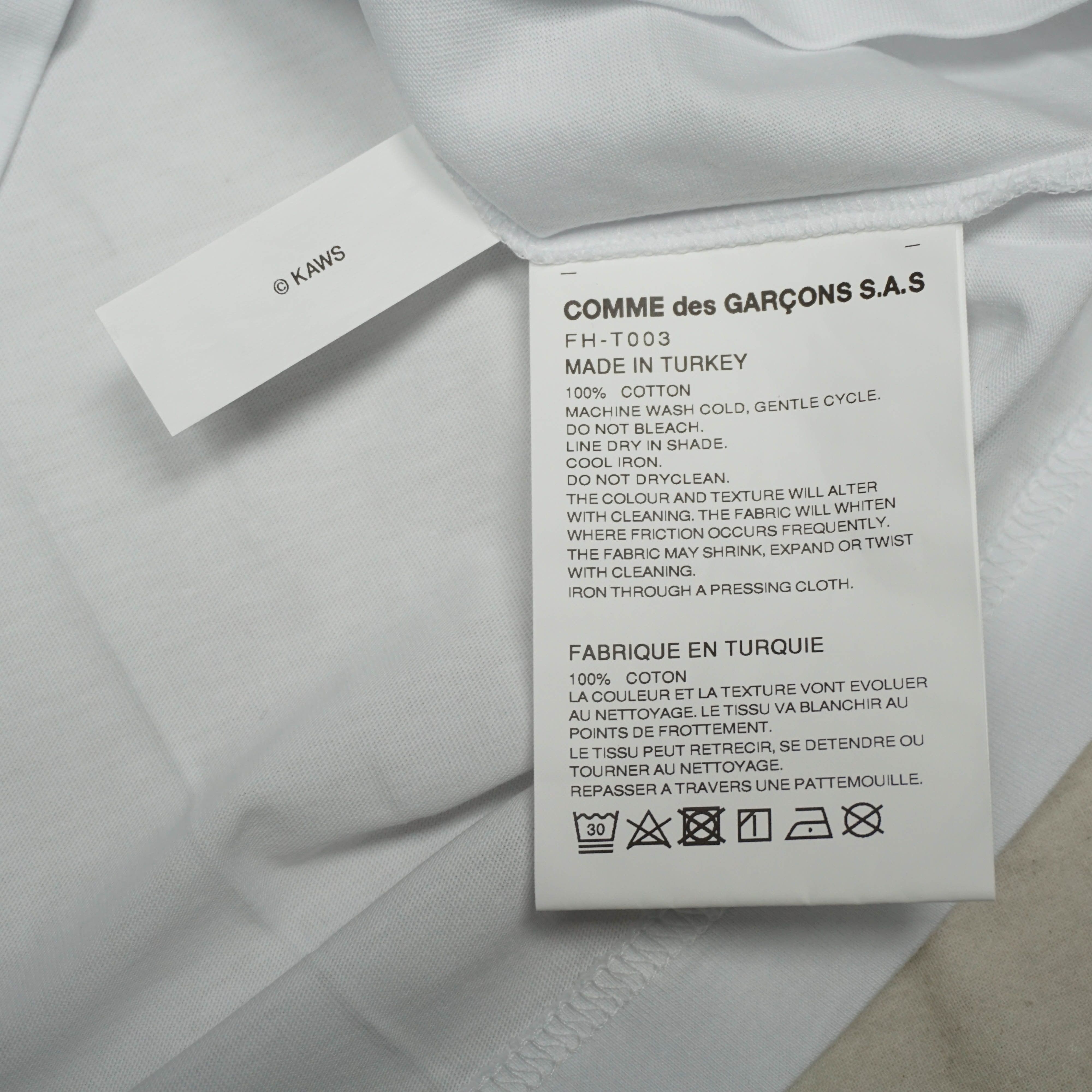 Comme des Garcons × Kaws × Vintage Comme Des Garcons Shirt x KAWS T-Shirt Size US XL / EU 56 / 4 - 4 Thumbnail
