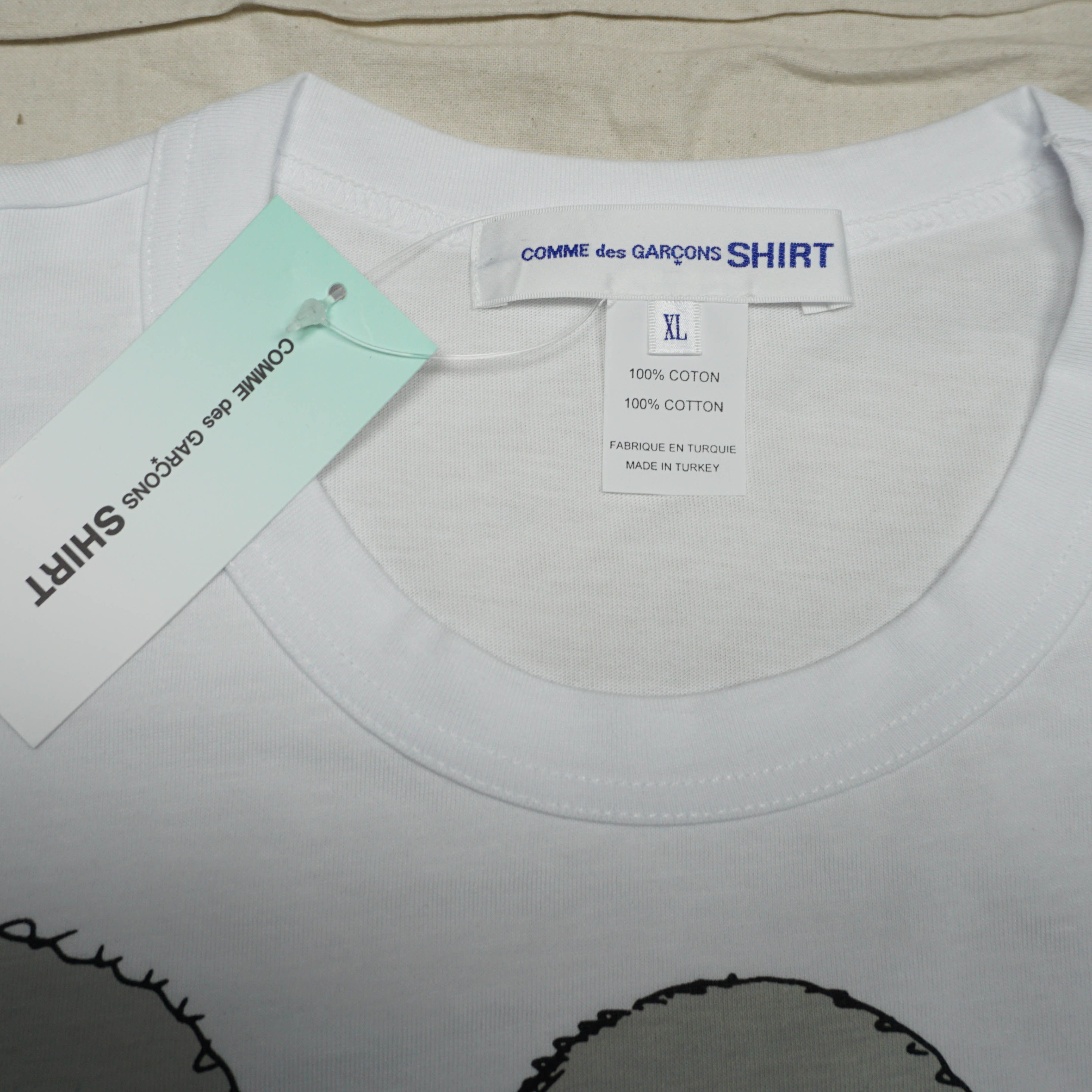 Comme des Garcons × Kaws × Vintage Comme Des Garcons Shirt x KAWS T-Shirt Size US XL / EU 56 / 4 - 3 Thumbnail