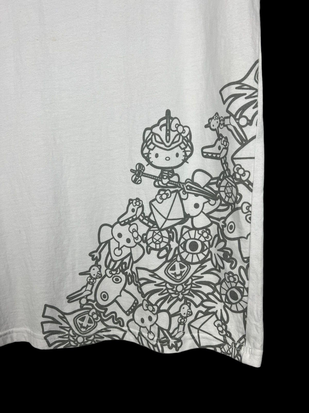 Anime Rare 2013 Evangelion x Hello Kitty Tshirt Size US M / EU 48-50 / 2 - 3 Thumbnail