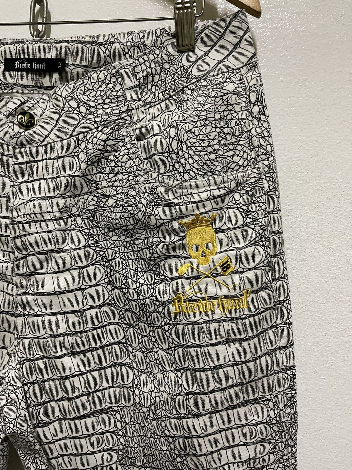 Designer Birdie Hunt Crocodile Full Print Pants Size US 32 / EU 48 - 5 Thumbnail