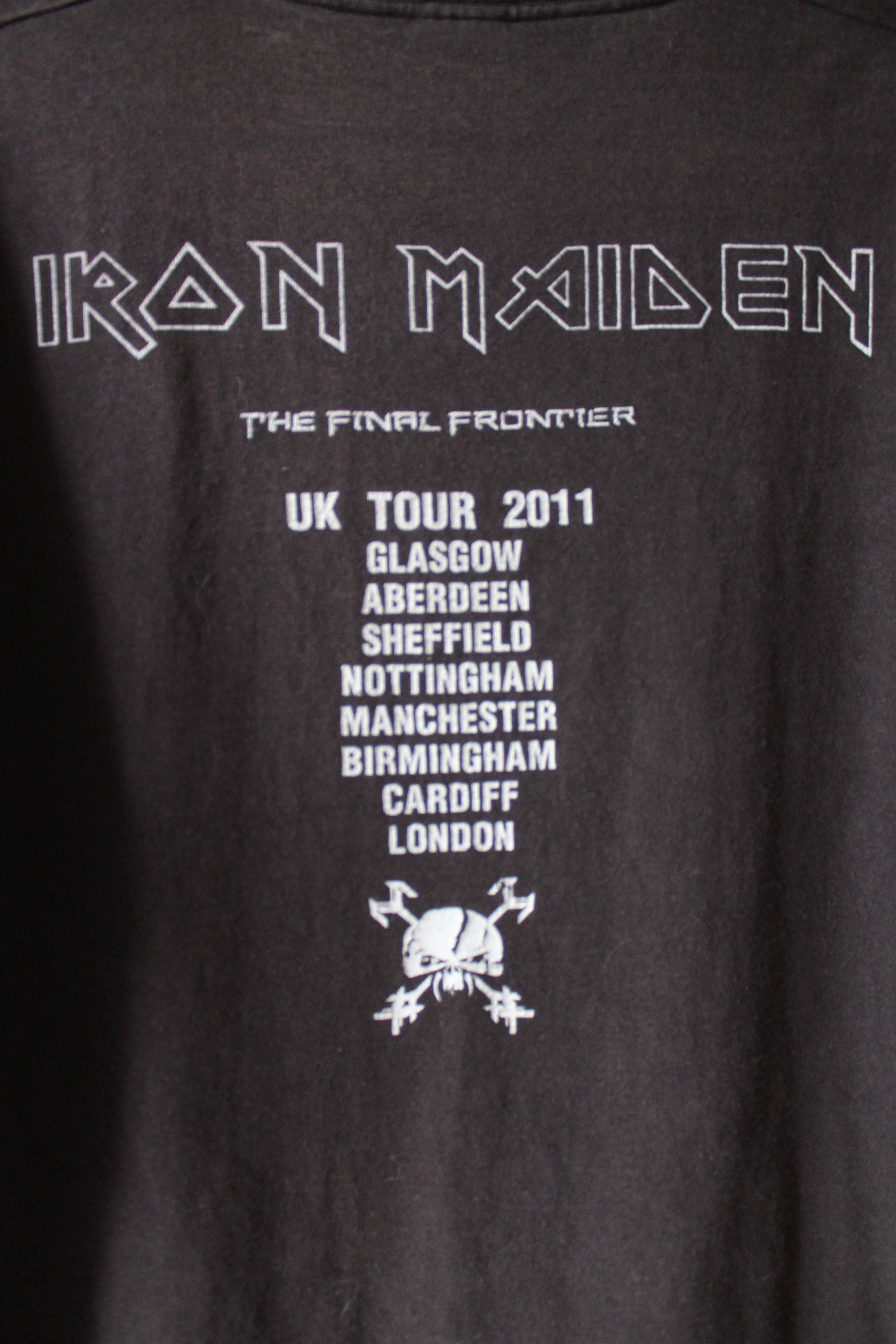 Iron Maiden 2011 IRON MAIDEN the Final Frontier UK Tour Tee Trashed Size US L / EU 52-54 / 3 - 6 Thumbnail