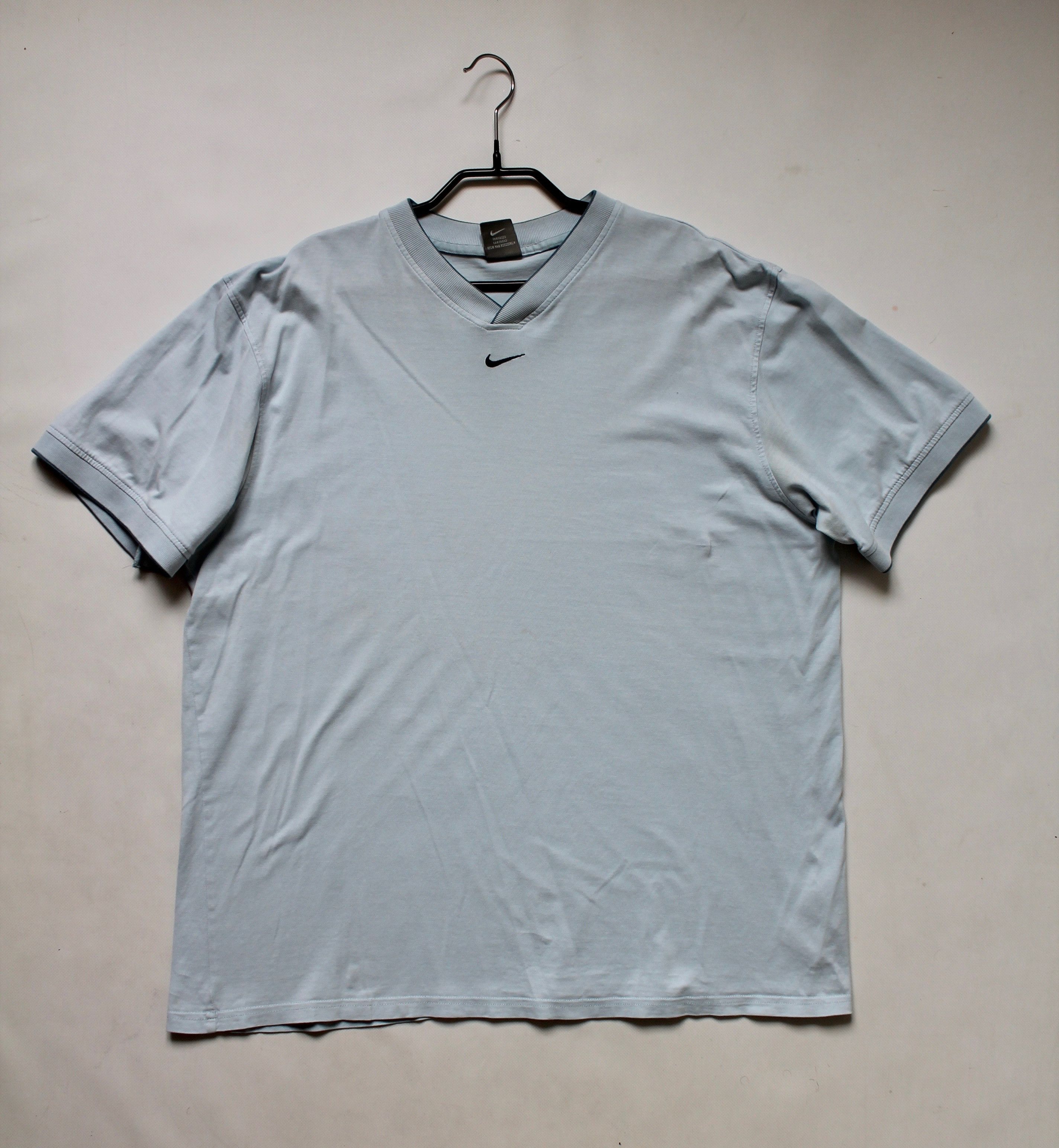 Nike Vintage Nike T Shirt v neck Cotton Blue worn Tee logo Size US XXL / EU 58 / 5 - 7 Thumbnail