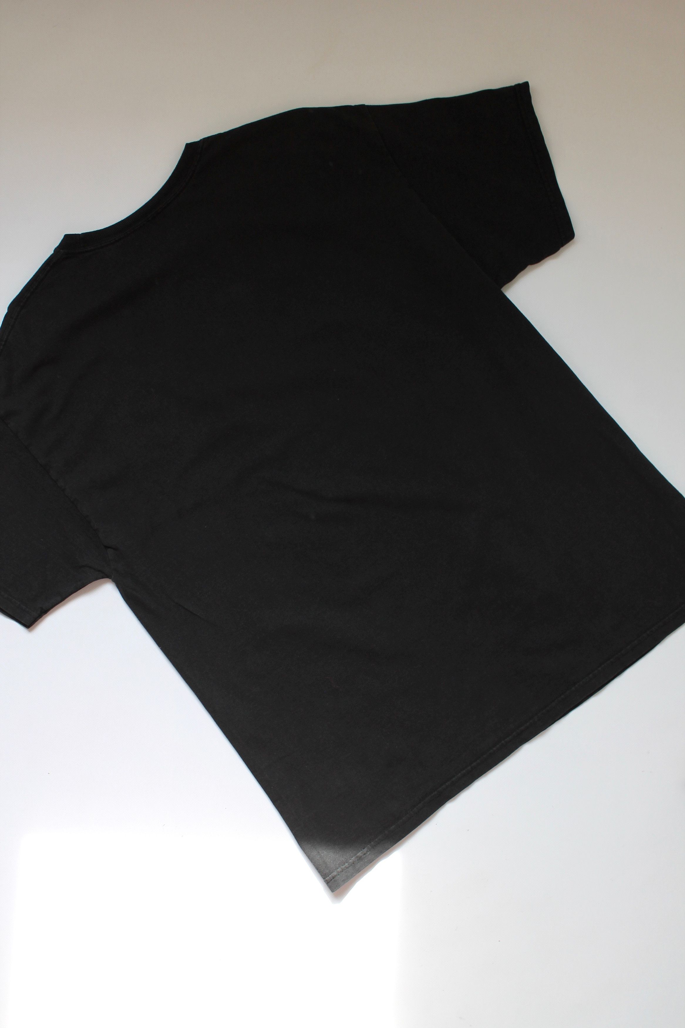 Hanes Old Glory Rock Music Guitar & Wings Faded Black Size US XL / EU 56 / 4 - 9 Thumbnail