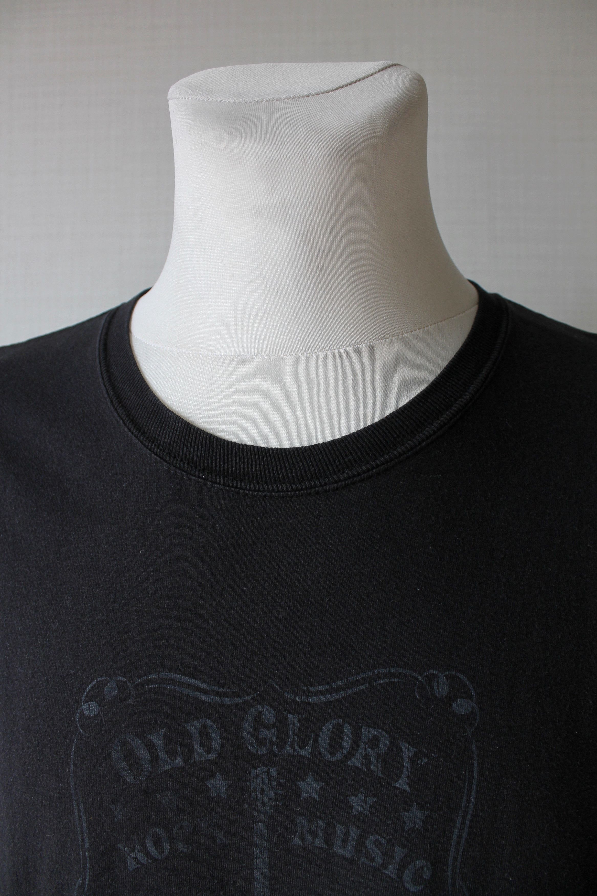 Hanes Old Glory Rock Music Guitar & Wings Faded Black Size US XL / EU 56 / 4 - 3 Thumbnail