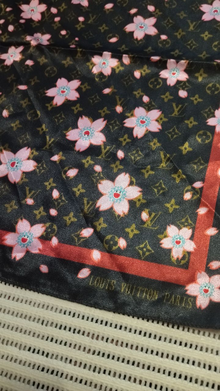 Vintage Vintage flowers LV scarf Size ONE SIZE - 2 Thumbnail