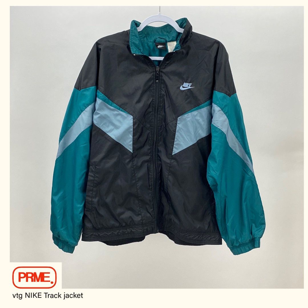 Nike × Vintage vintage 90s NIKE BIG SWOOSH Nylon Track spellout jacket Size US L / EU 52-54 / 3 - 3 Thumbnail
