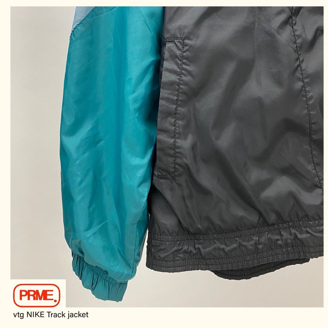 Nike × Vintage vintage 90s NIKE BIG SWOOSH Nylon Track spellout jacket Size US L / EU 52-54 / 3 - 6 Thumbnail