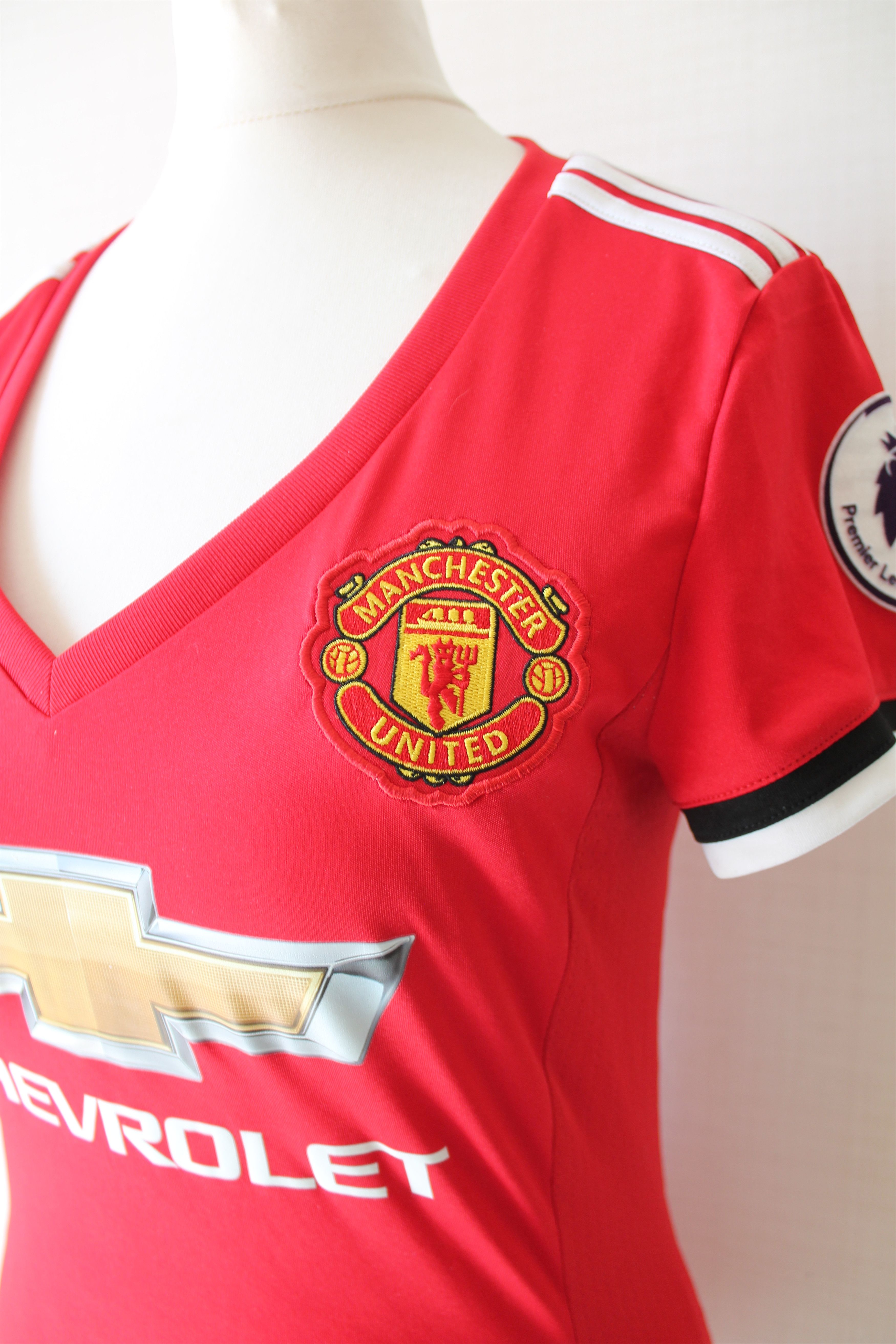 Adidas 2017 / 18 Manchester United Soccer Women's Jersey Team Size ONE SIZE - 3 Thumbnail