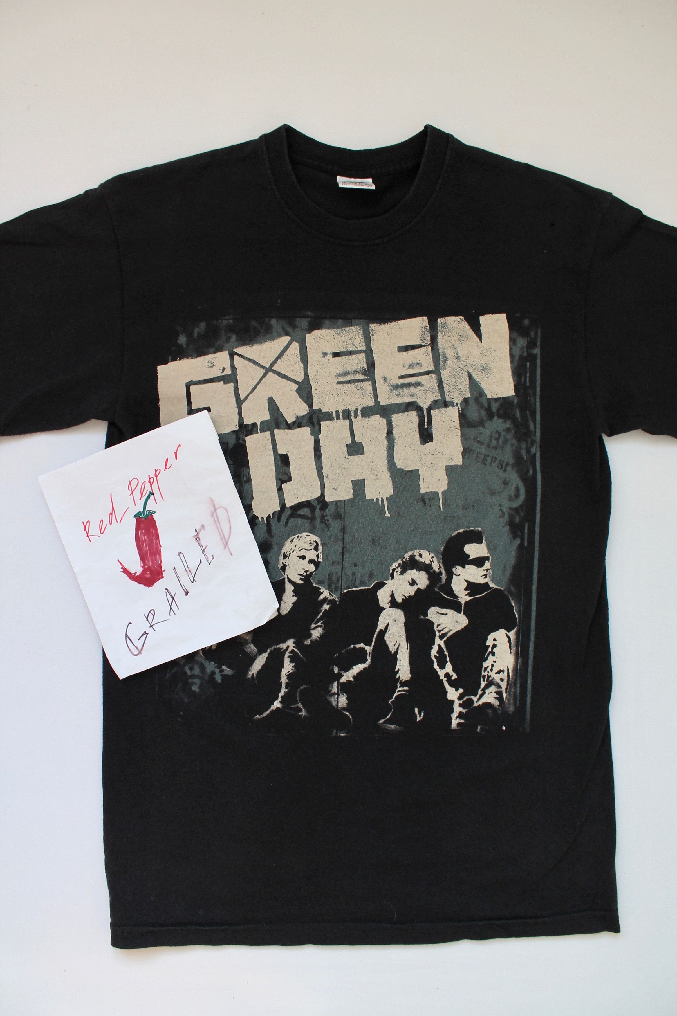 Band Tees VINTAGE! Green Day t-shirt 2010 WORLD TOUR size Small Size US S / EU 44-46 / 1 - 3 Thumbnail