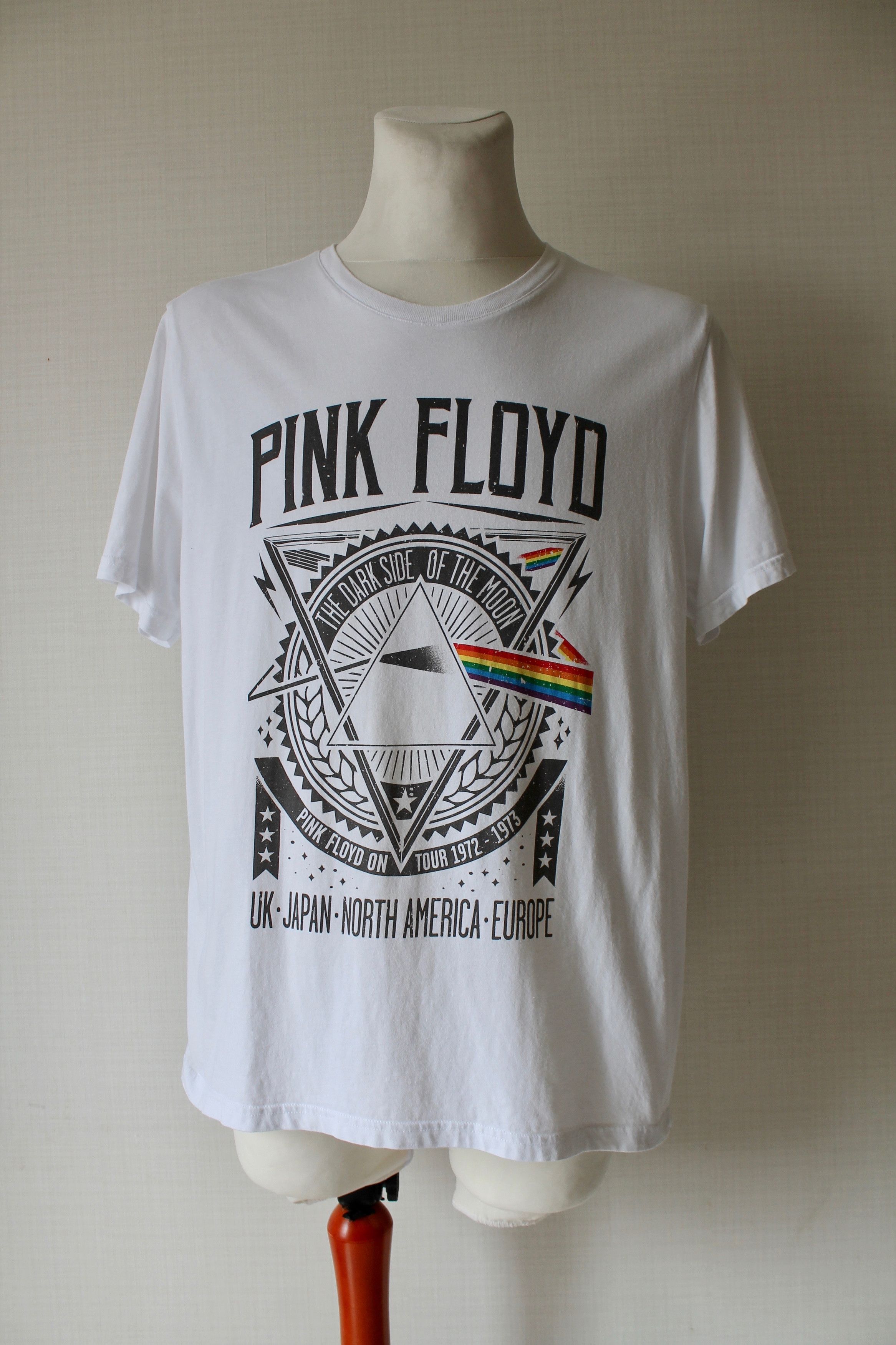 Pink Floyd Pink Floyd t shirt the dark side of the moon Size US XL / EU 56 / 4 - 5 Thumbnail