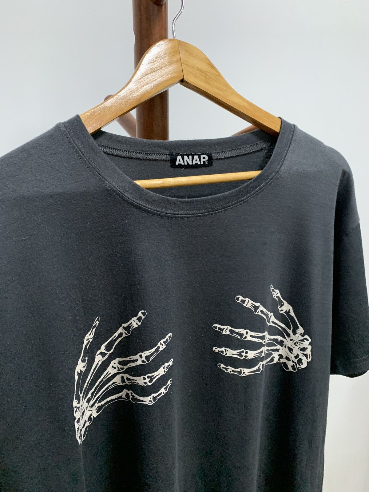 Japanese Brand Anap Shirt Bones Hand Size ONE SIZE - 2 Thumbnail