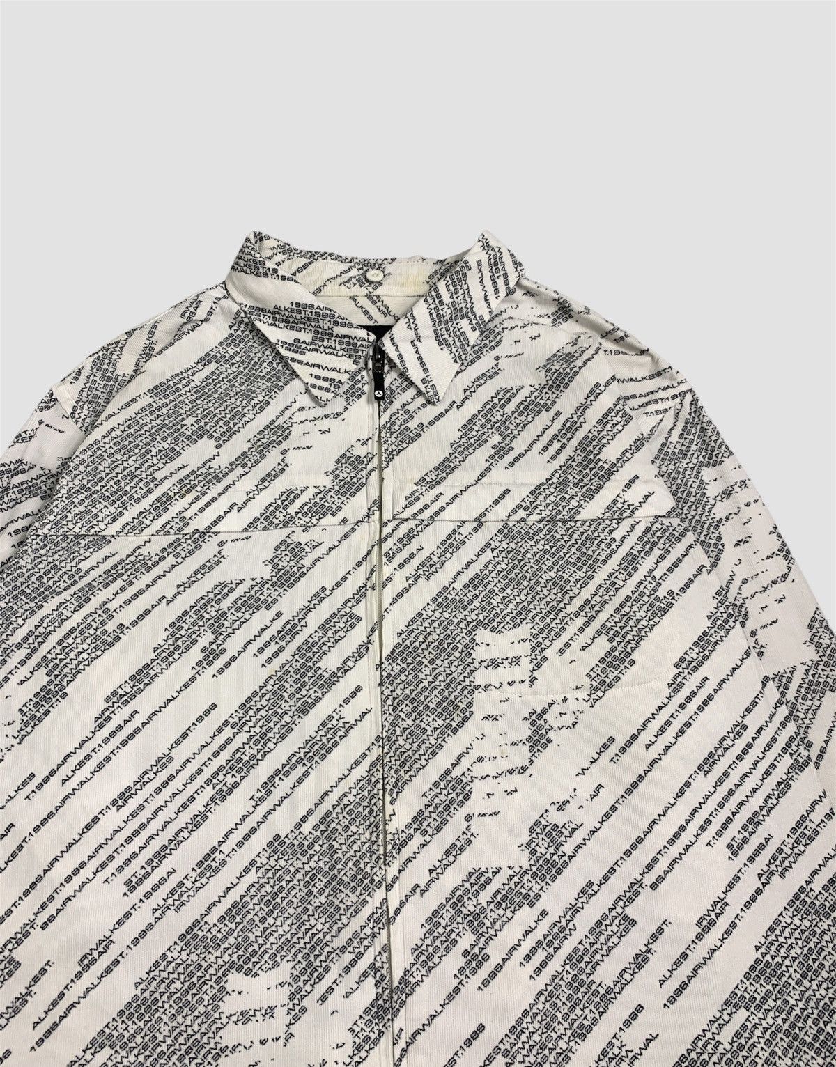 Airwalk × If Six Was Nine × Vintage Vintage Airwalk Print Design Zipper Shirt Size US L / EU 52-54 / 3 - 4 Thumbnail