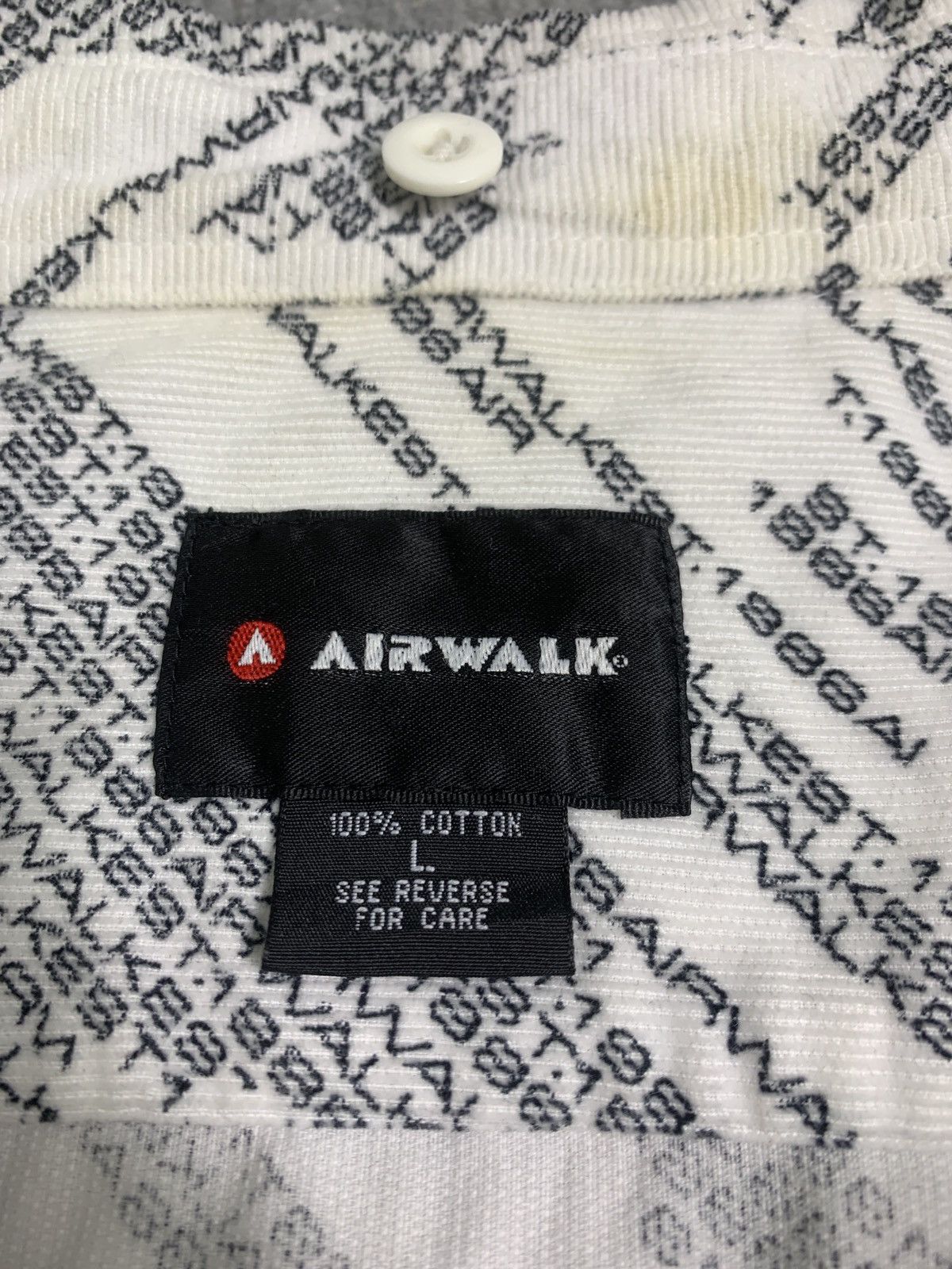 Airwalk × If Six Was Nine × Vintage Vintage Airwalk Print Design Zipper Shirt Size US L / EU 52-54 / 3 - 7 Thumbnail