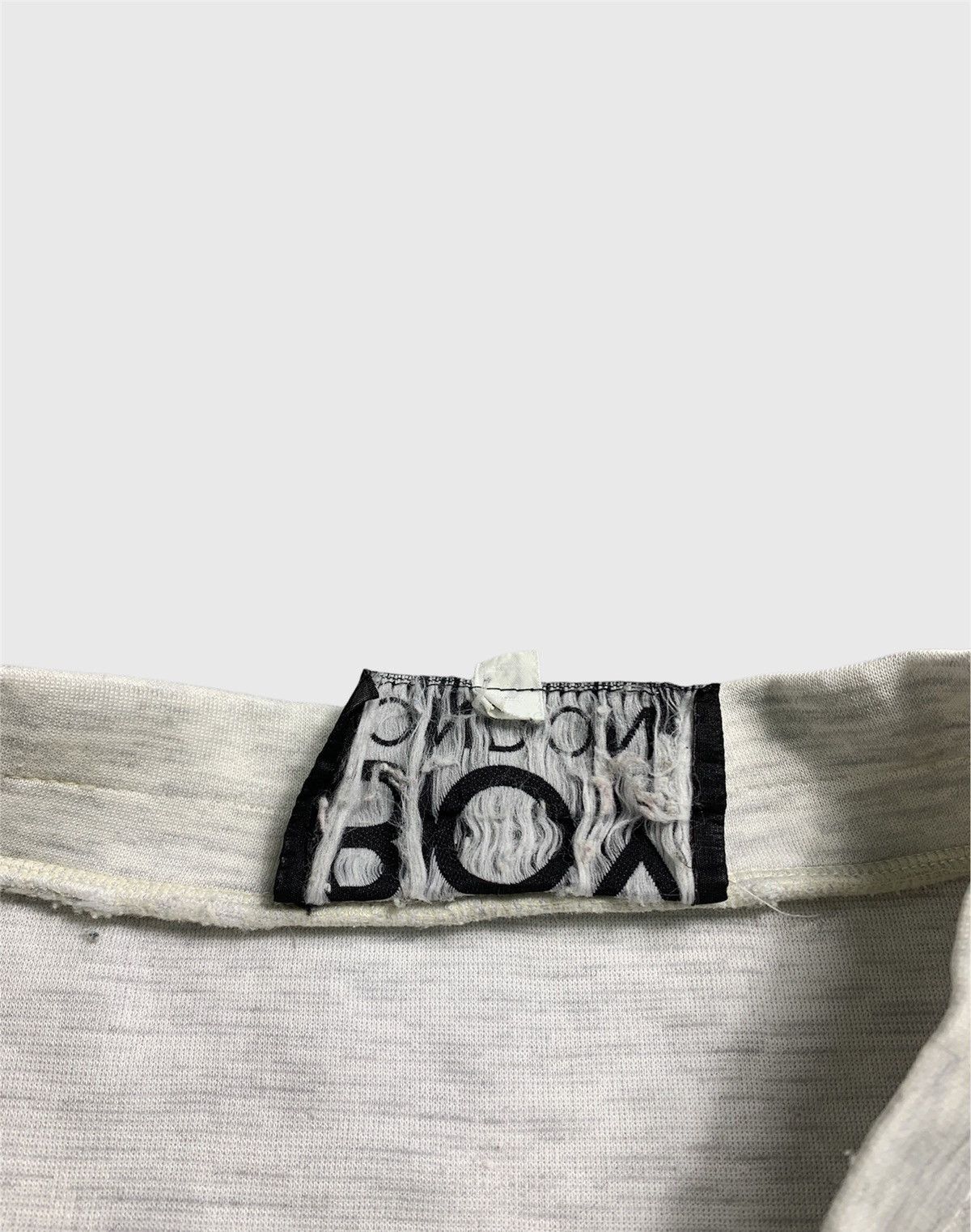 Boy London × Vintage Vintage Boy London Big Logo Spellout Sweatshirt Size US M / EU 48-50 / 2 - 7 Thumbnail