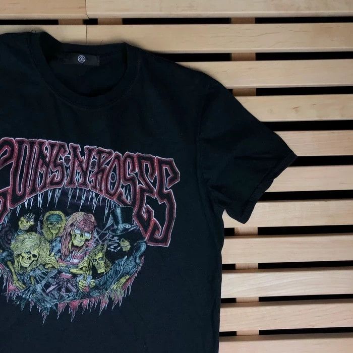 Band Tees Vintage T Shirt Gans N Roses Big Logo Size S Tour Size US S / EU 44-46 / 1 - 2 Thumbnail