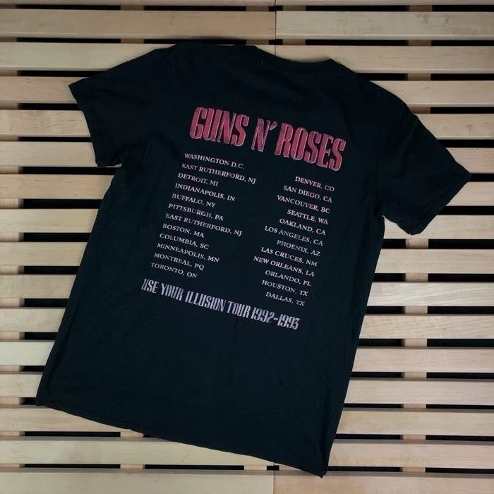 Band Tees Vintage T Shirt Gans N Roses Big Logo Size S Tour Size US S / EU 44-46 / 1 - 7 Thumbnail
