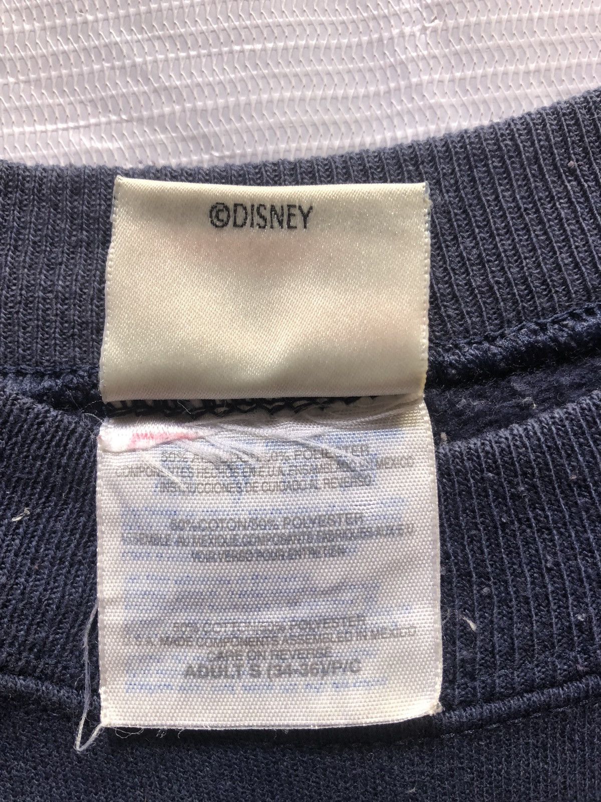 Disney × Vintage Vintage 90’s Pooh Hawaii Disney Crewneck Sweatshirt Size US S / EU 44-46 / 1 - 5 Thumbnail