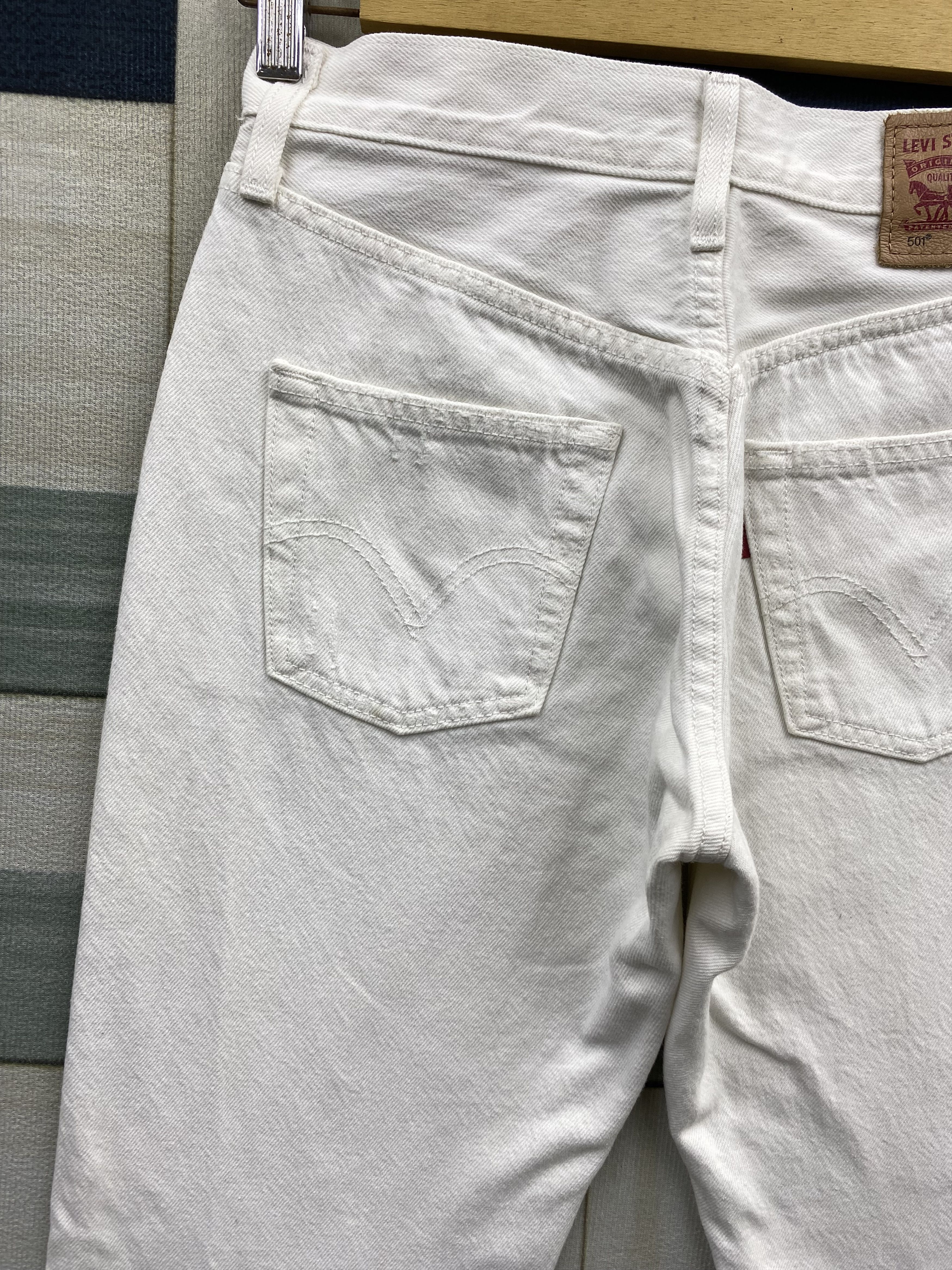 Levi's Levi's 501 Light Distress White Denim Jean Size 25" / US 0 / IT 36 - 6 Thumbnail