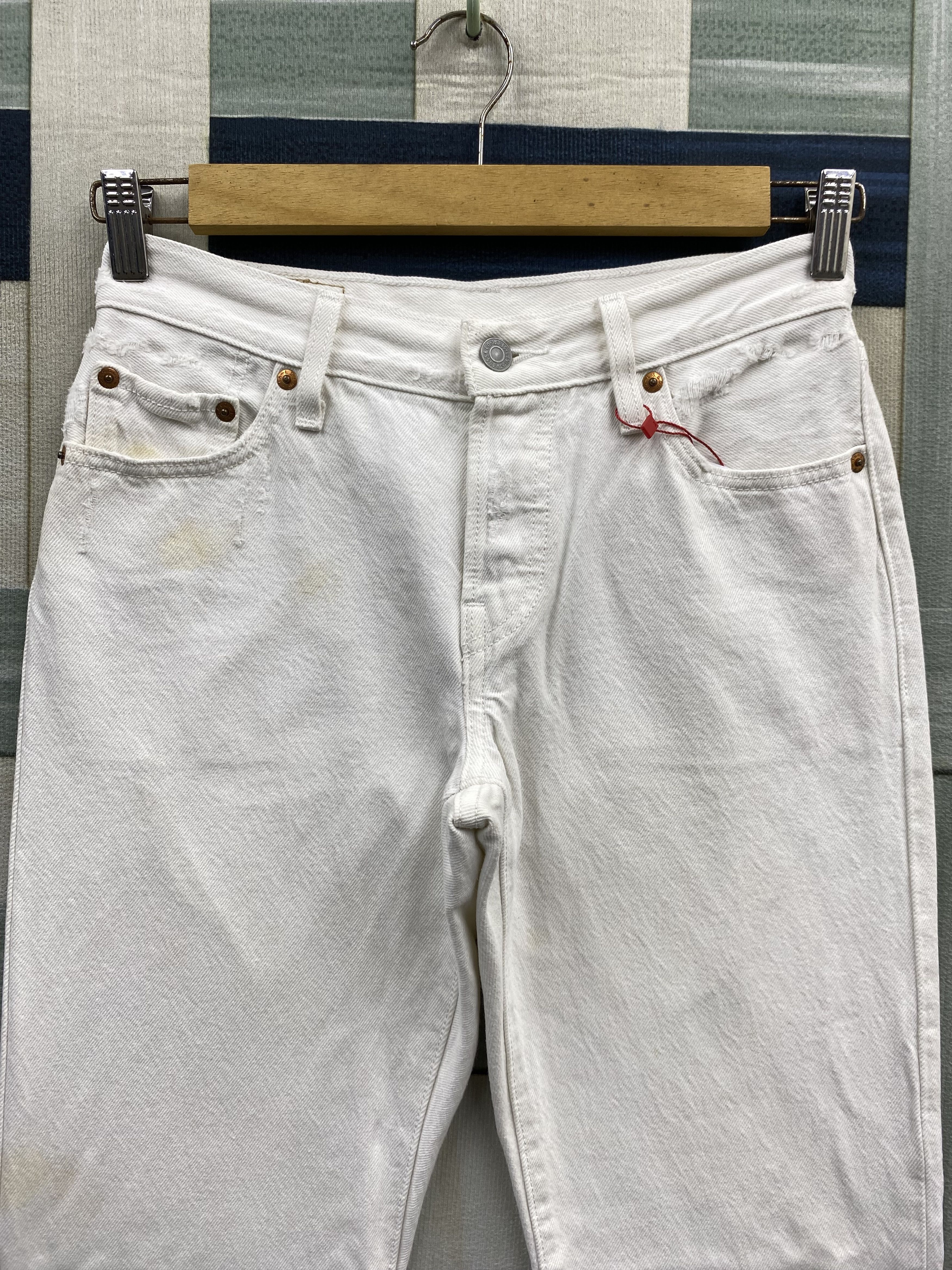Levi's Levi's 501 Light Distress White Denim Jean Size 25" / US 0 / IT 36 - 3 Thumbnail