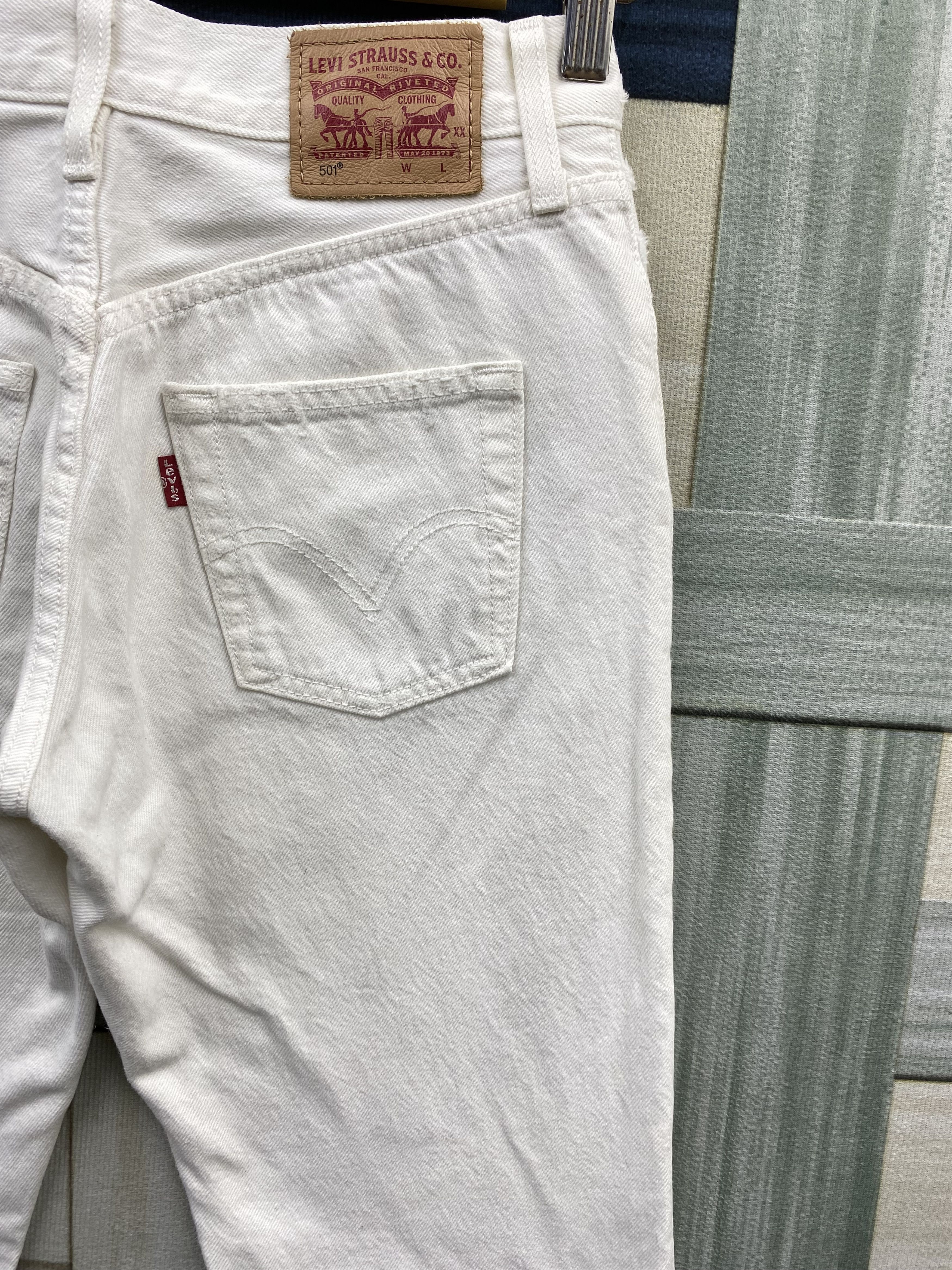 Levi's Levi's 501 Light Distress White Denim Jean Size 25" / US 0 / IT 36 - 5 Thumbnail
