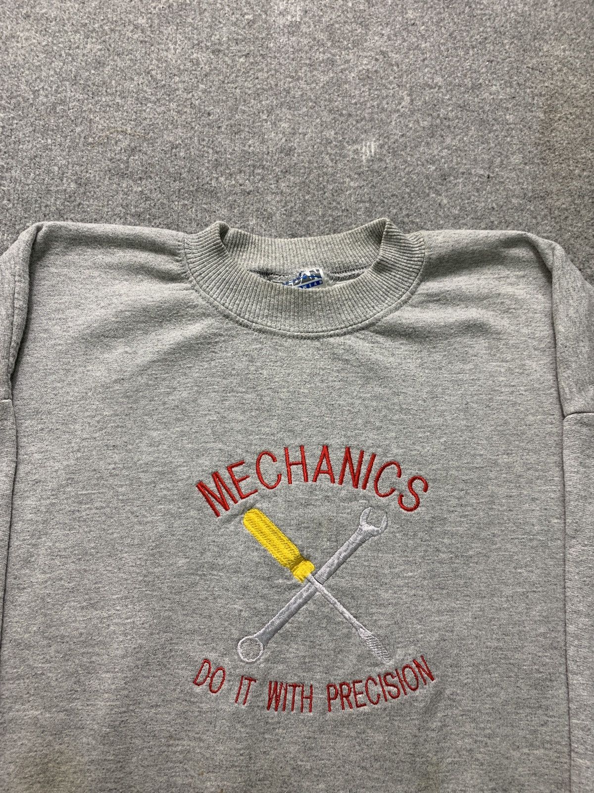 Vintage 🛠 Vintage Y2K Embroidered Crewneck Mechanics Sweatshirt Size US XL / EU 56 / 4 - 3 Thumbnail