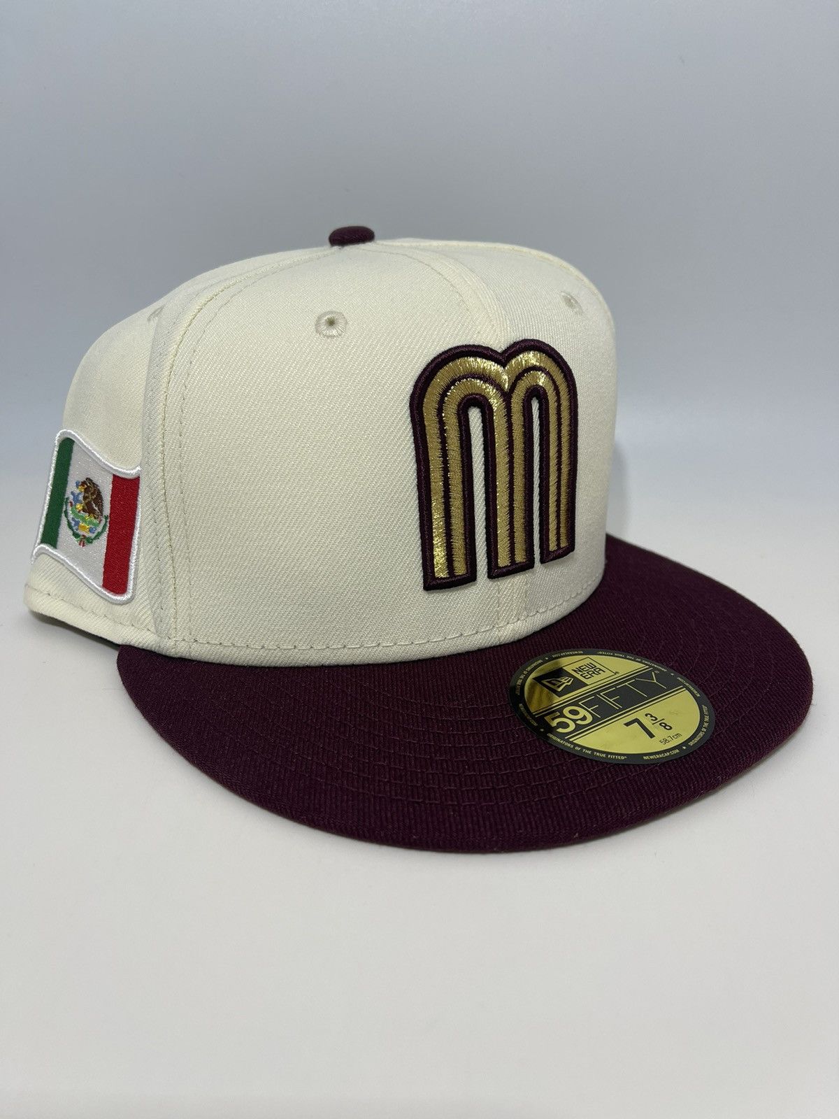 Limited New Era World Baseball Classic Mexico Fitted Hat / 1x 7 3/8 2x 7 1/2