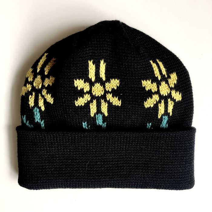 最適な価格 Noah - Beanie Jacquard Floral ニットキャップ/ビーニー